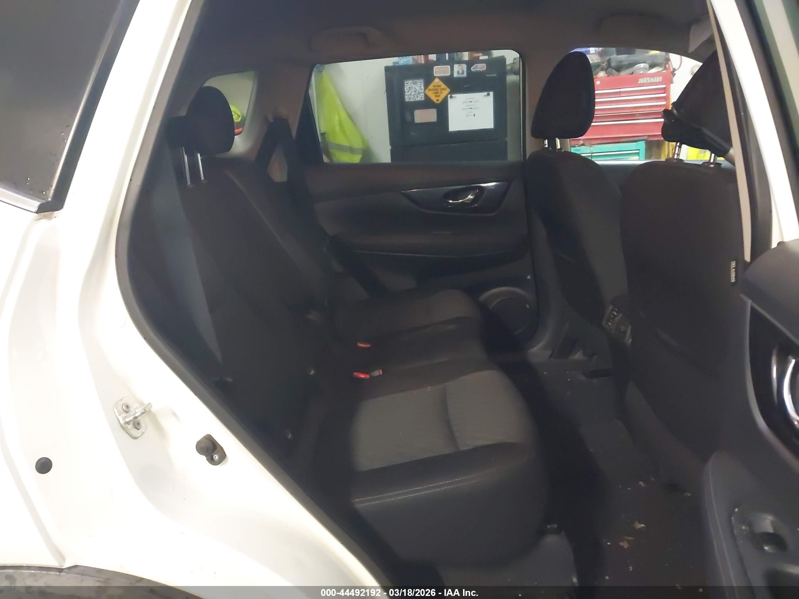 NISSAN ROGUE image 8