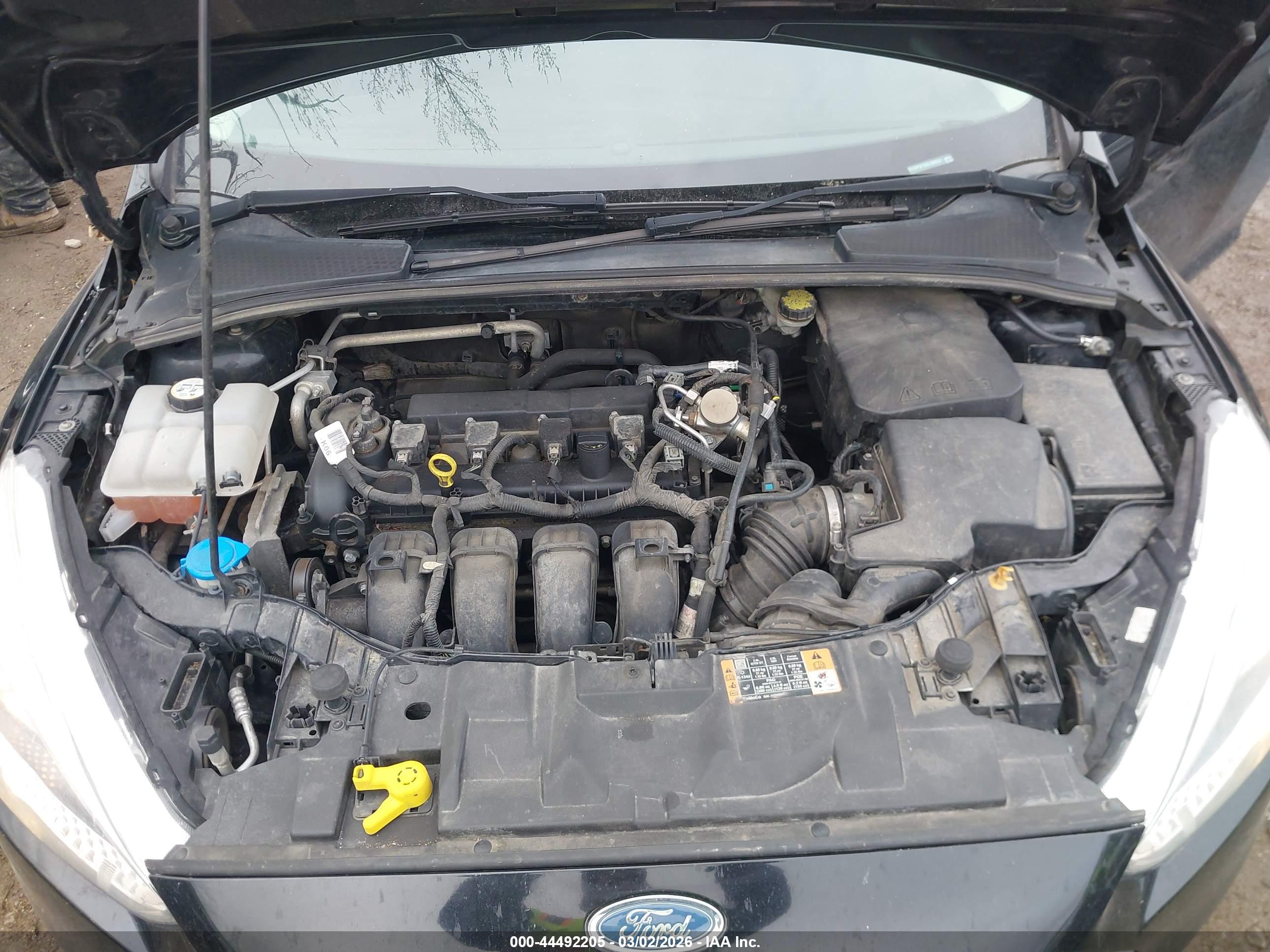 FORD FOCUS image 10