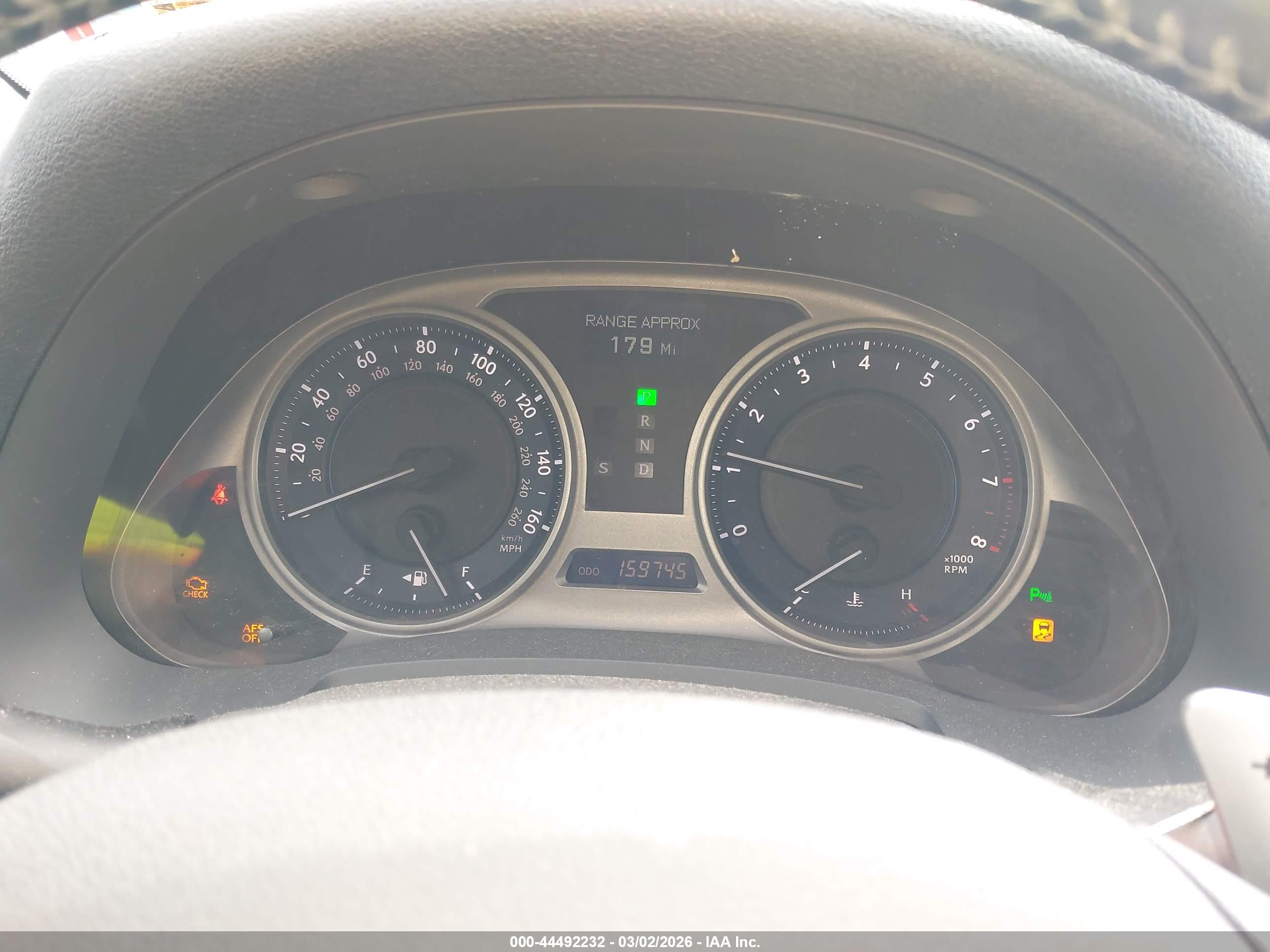 LEXUS IS image 7
