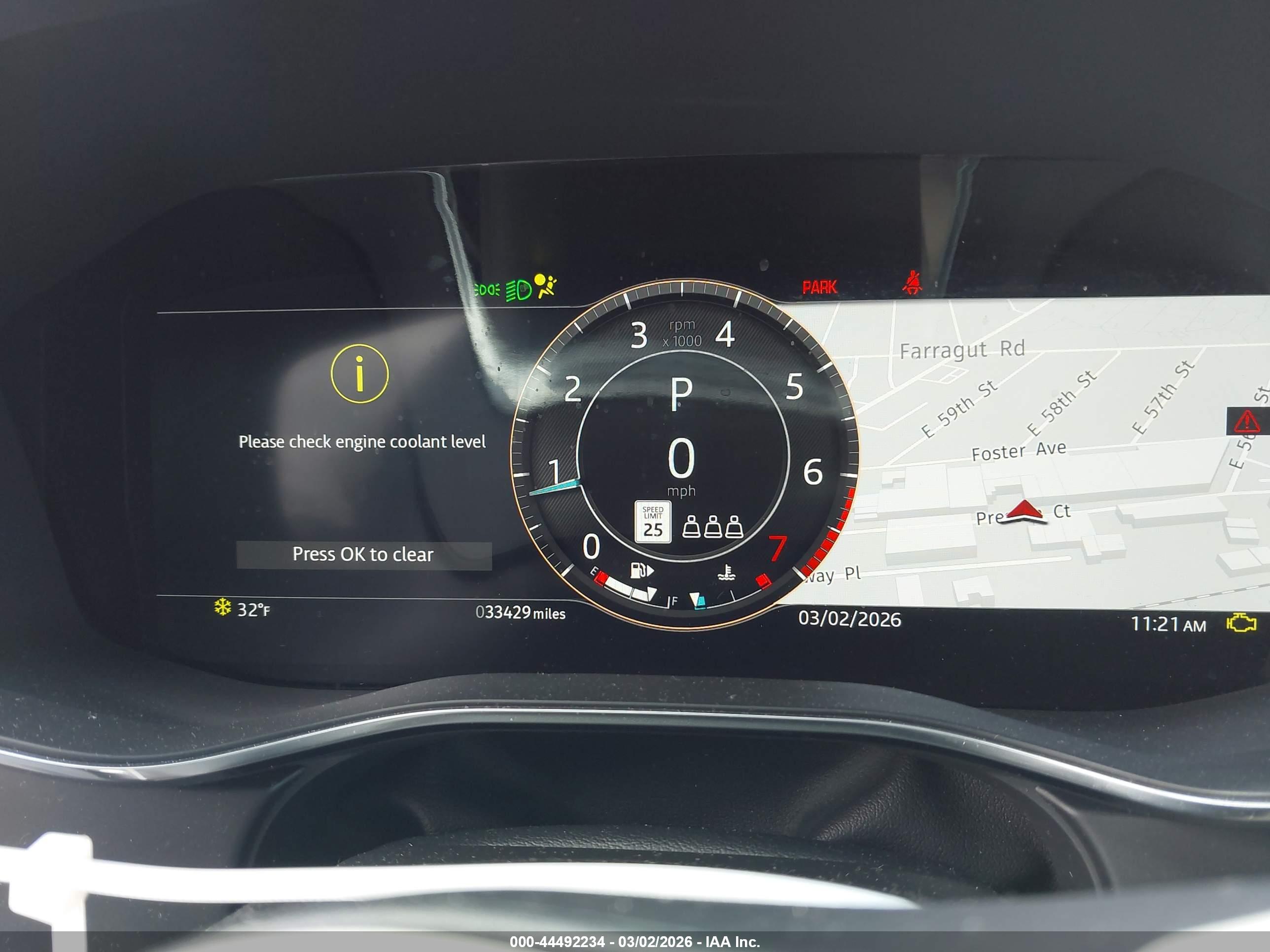 JAGUAR F-PACE image 7