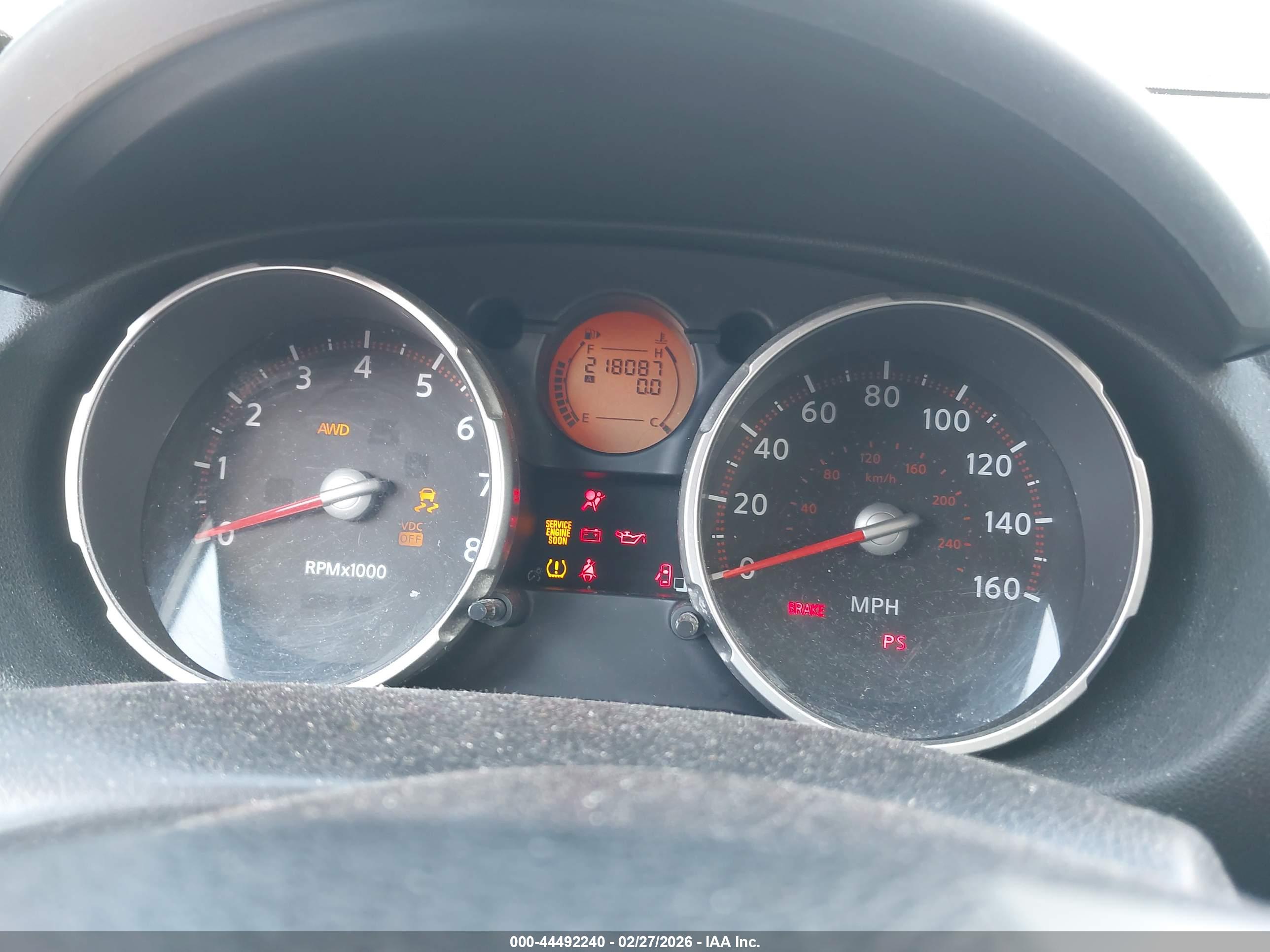 NISSAN ROGUE image 7