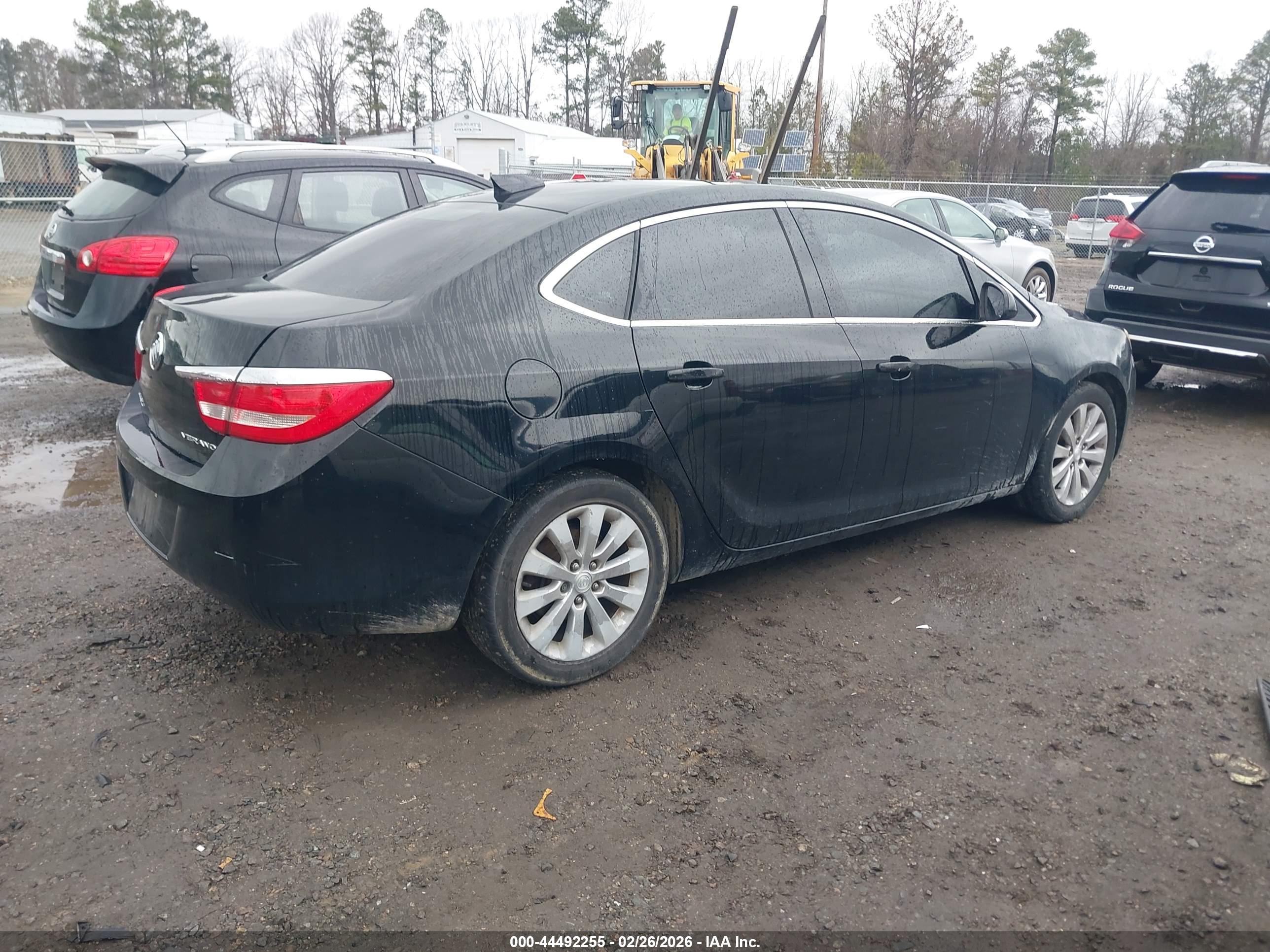 BUICK VERANO image 4