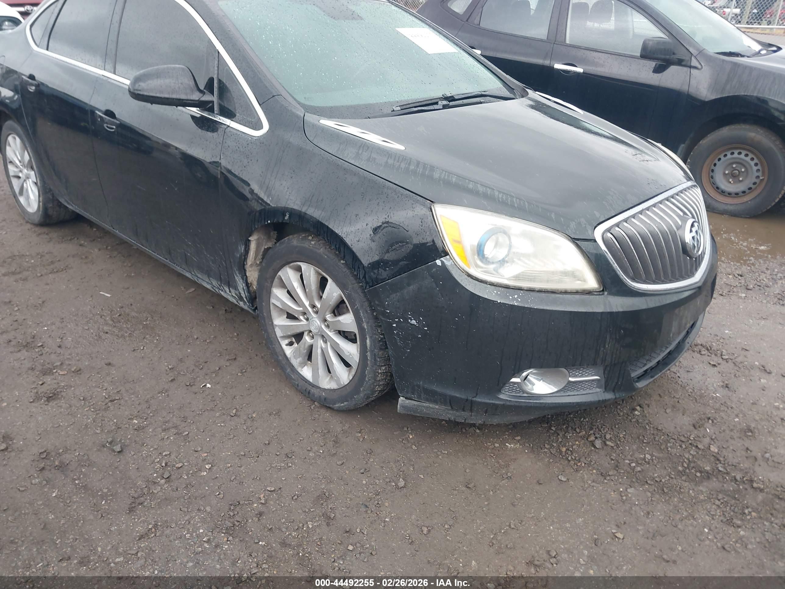 BUICK VERANO image 6