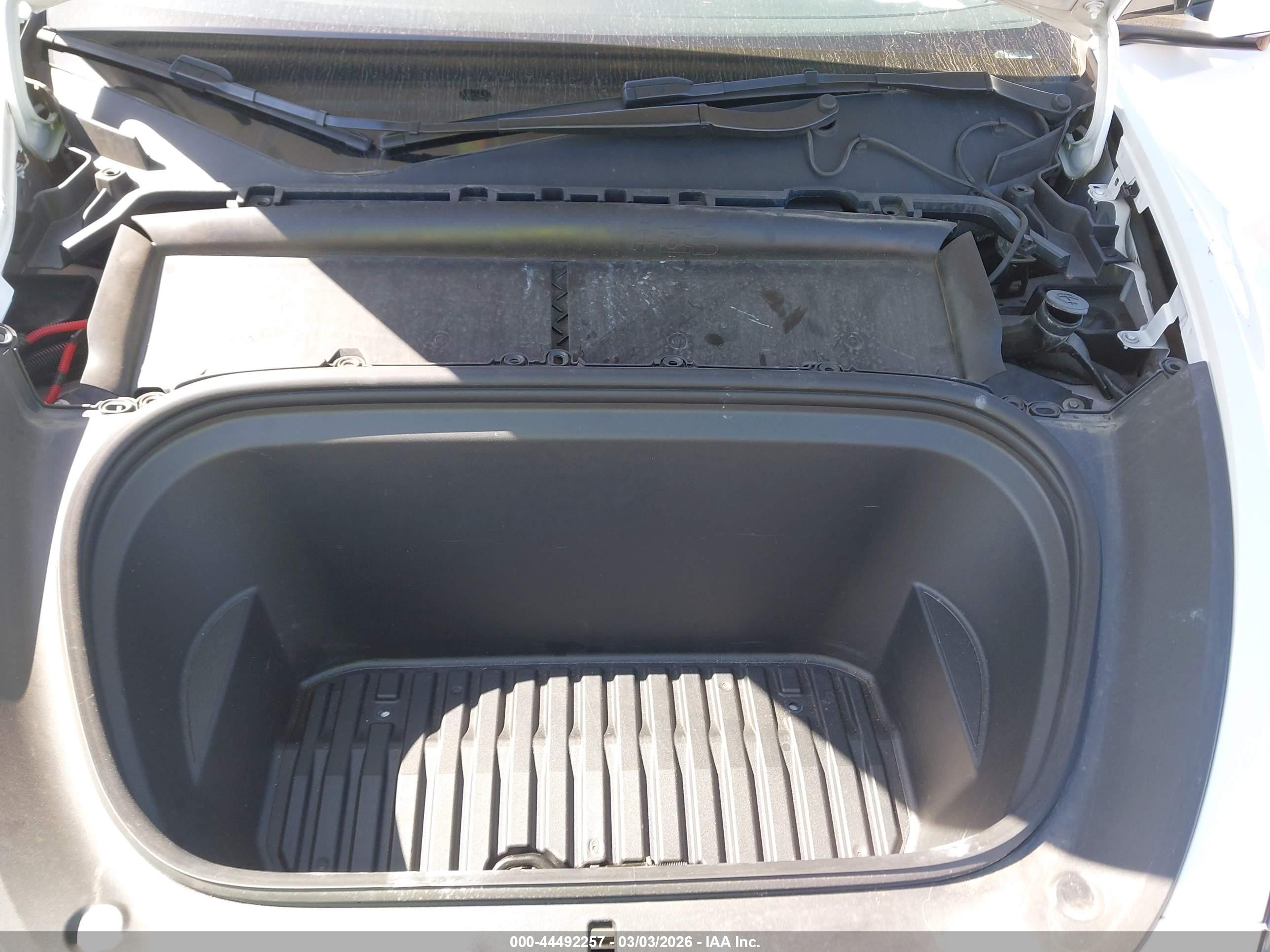 TESLA MODEL image 10