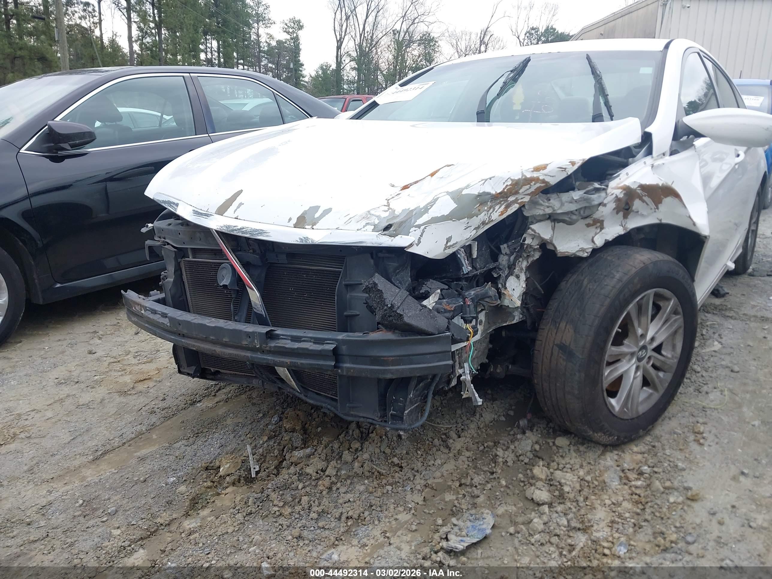 HYUNDAI SONATA image 6