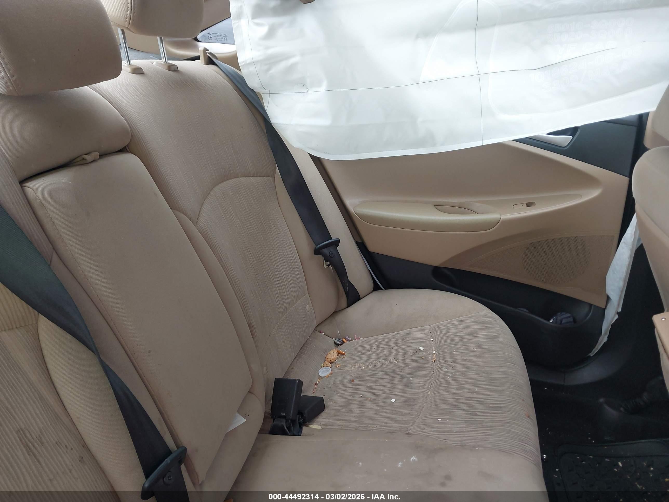 HYUNDAI SONATA image 8
