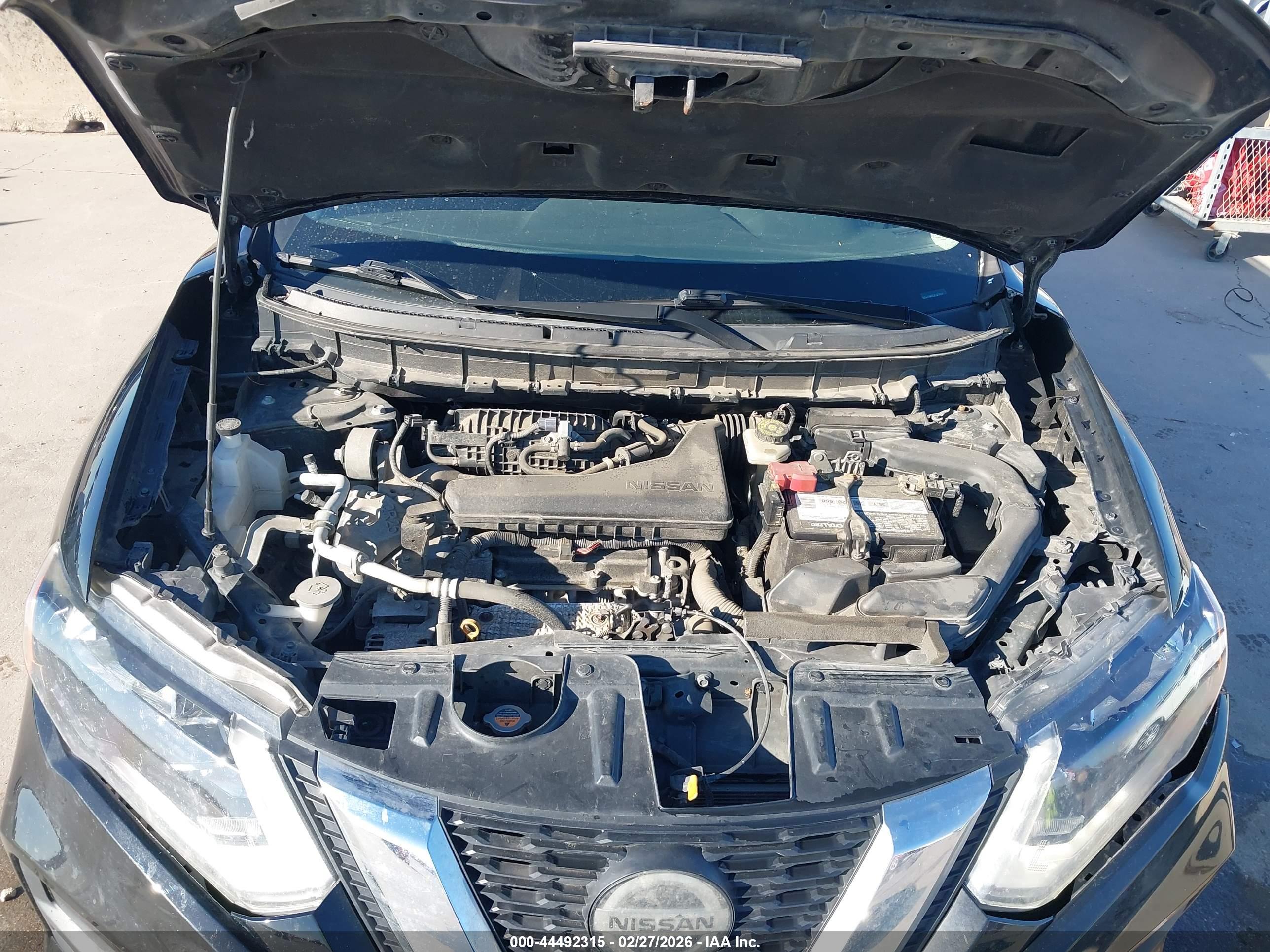 NISSAN ROGUE image 10