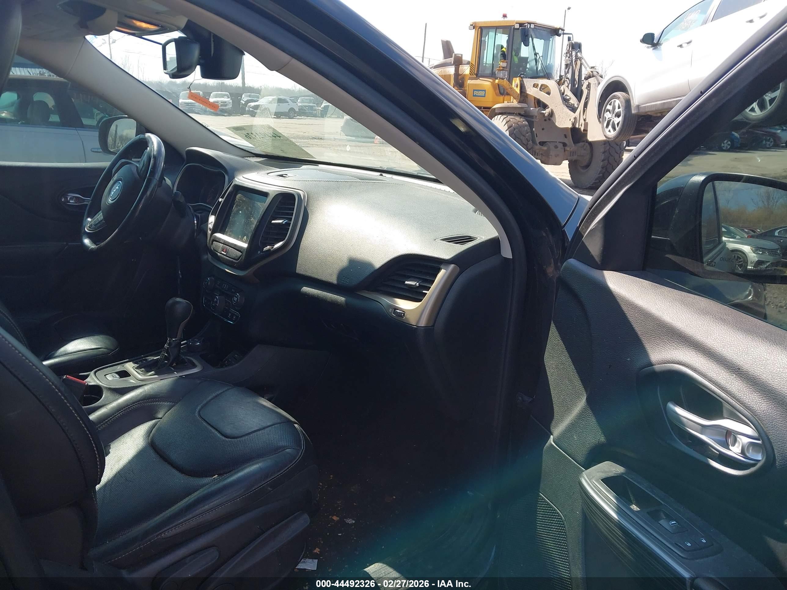 JEEP CHEROKEE image 5