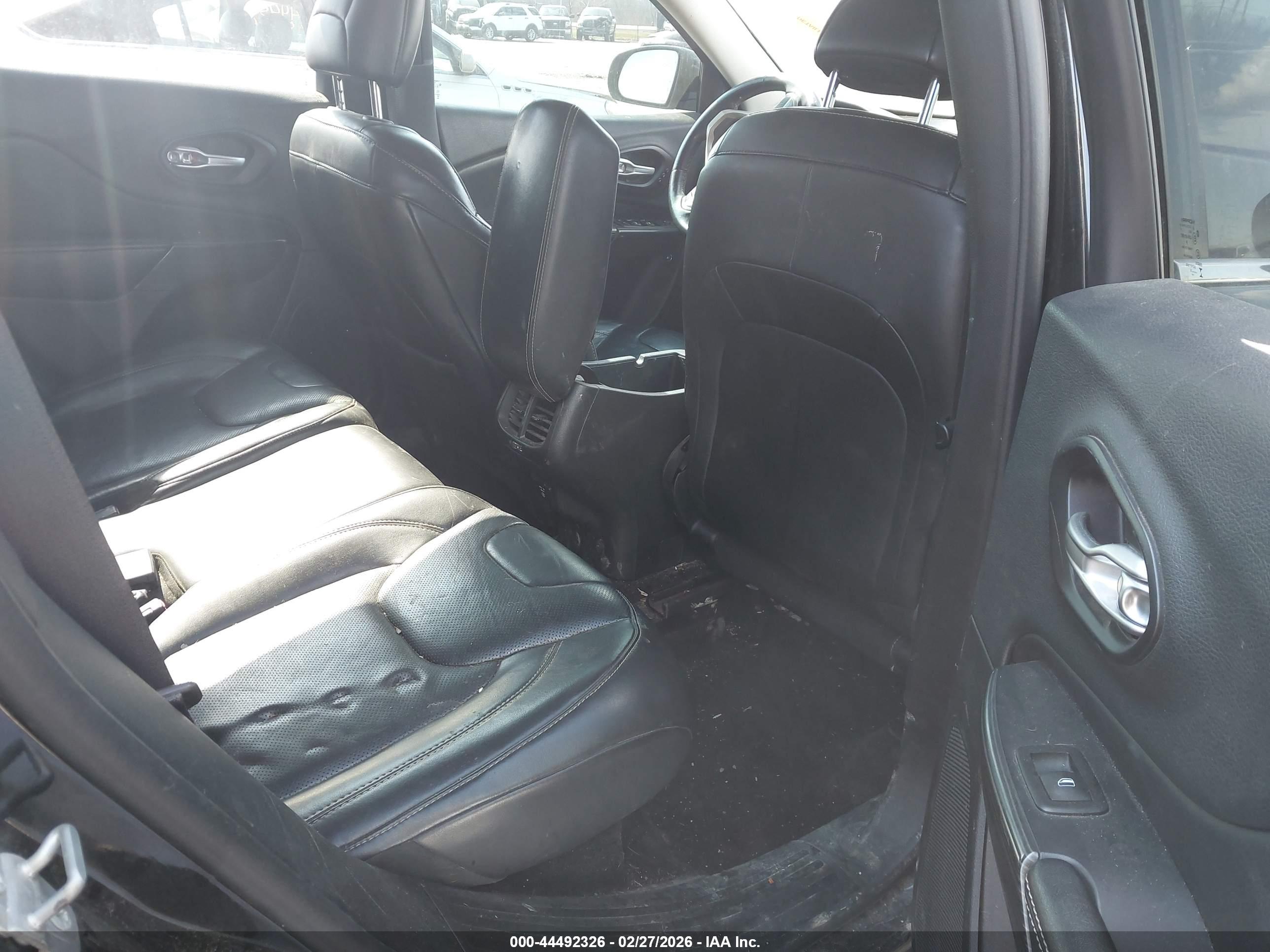 JEEP CHEROKEE image 8