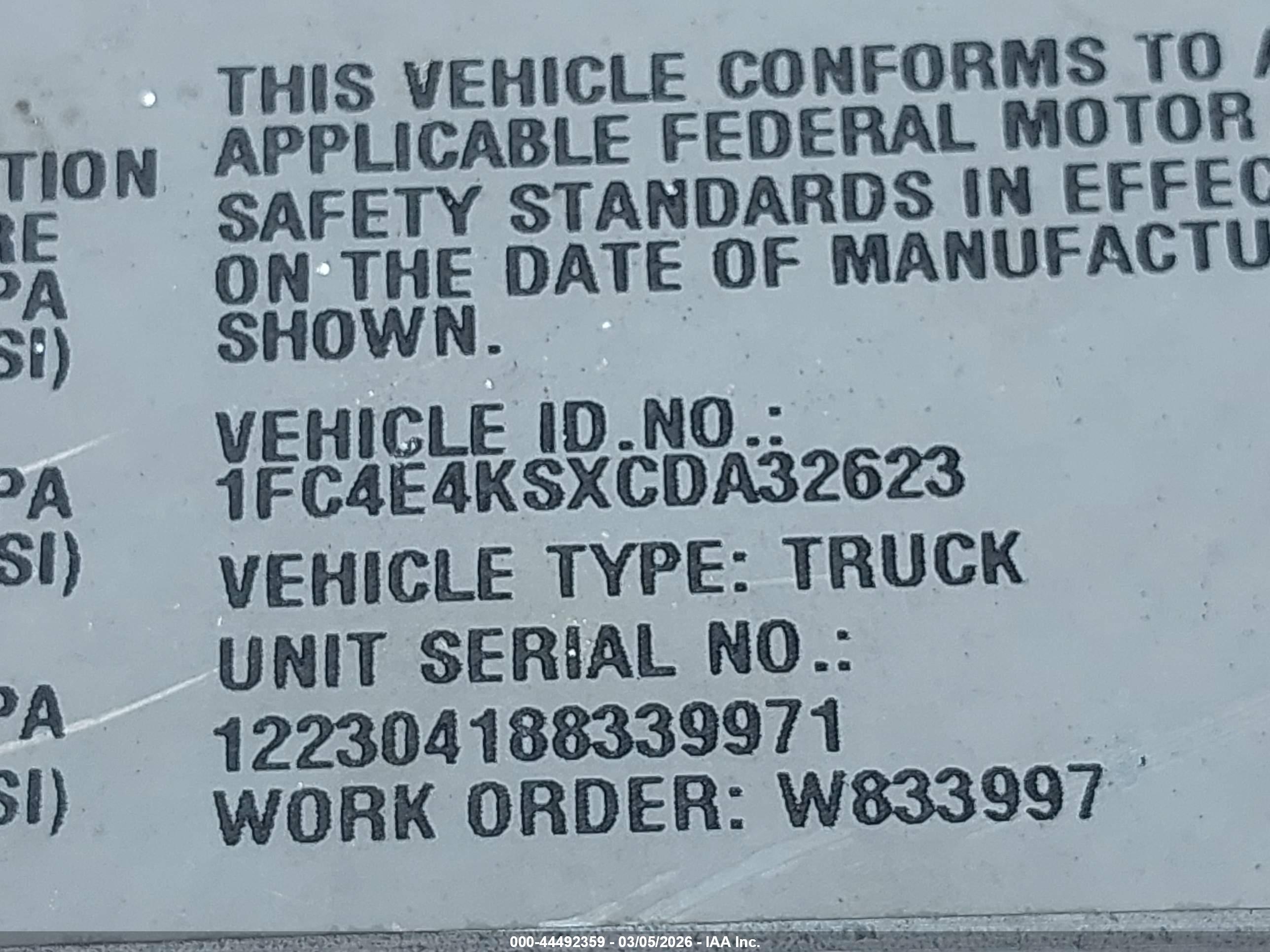 FORD E-450 image 9