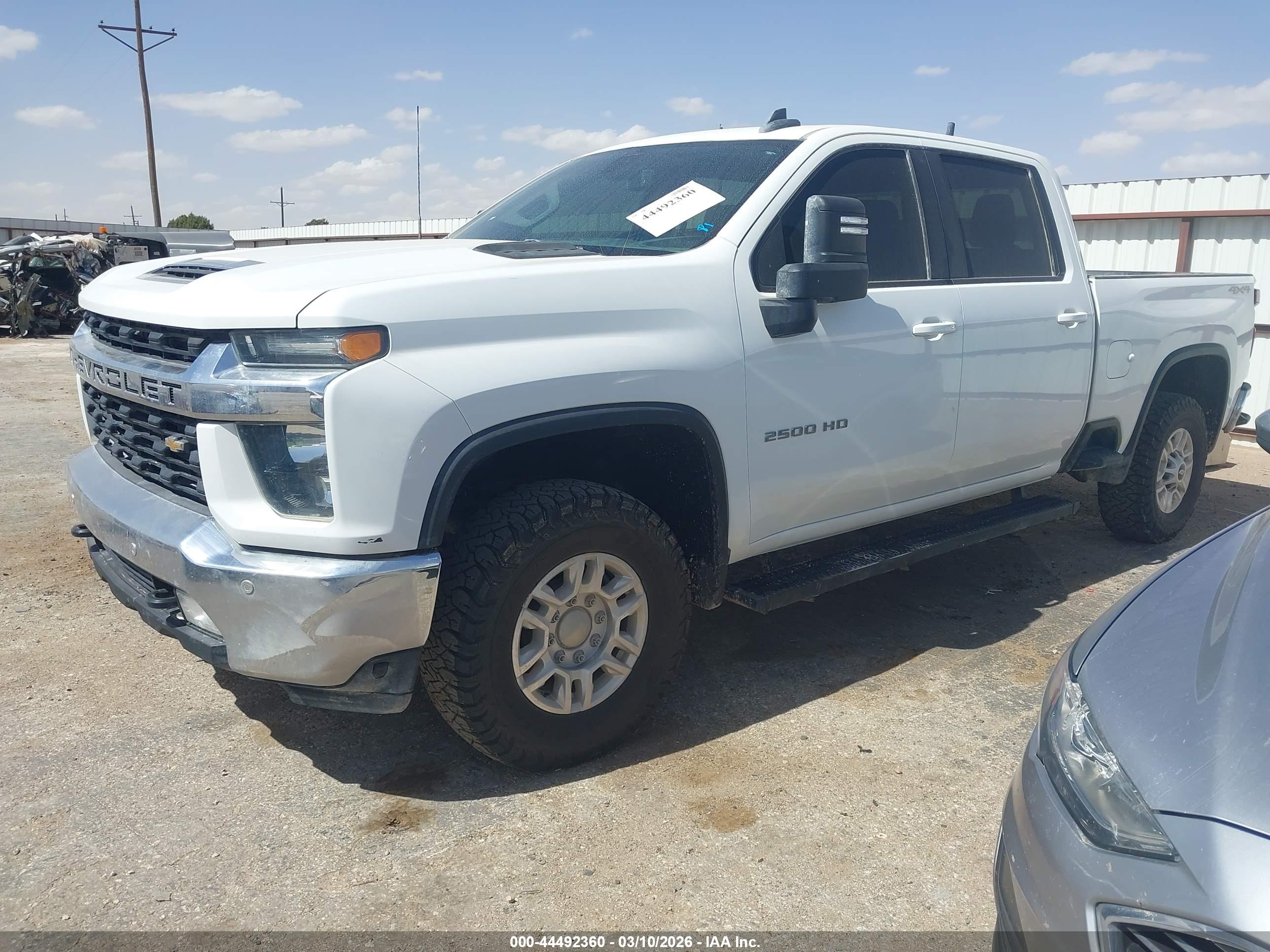 CHEVROLET SILVERADO image 2