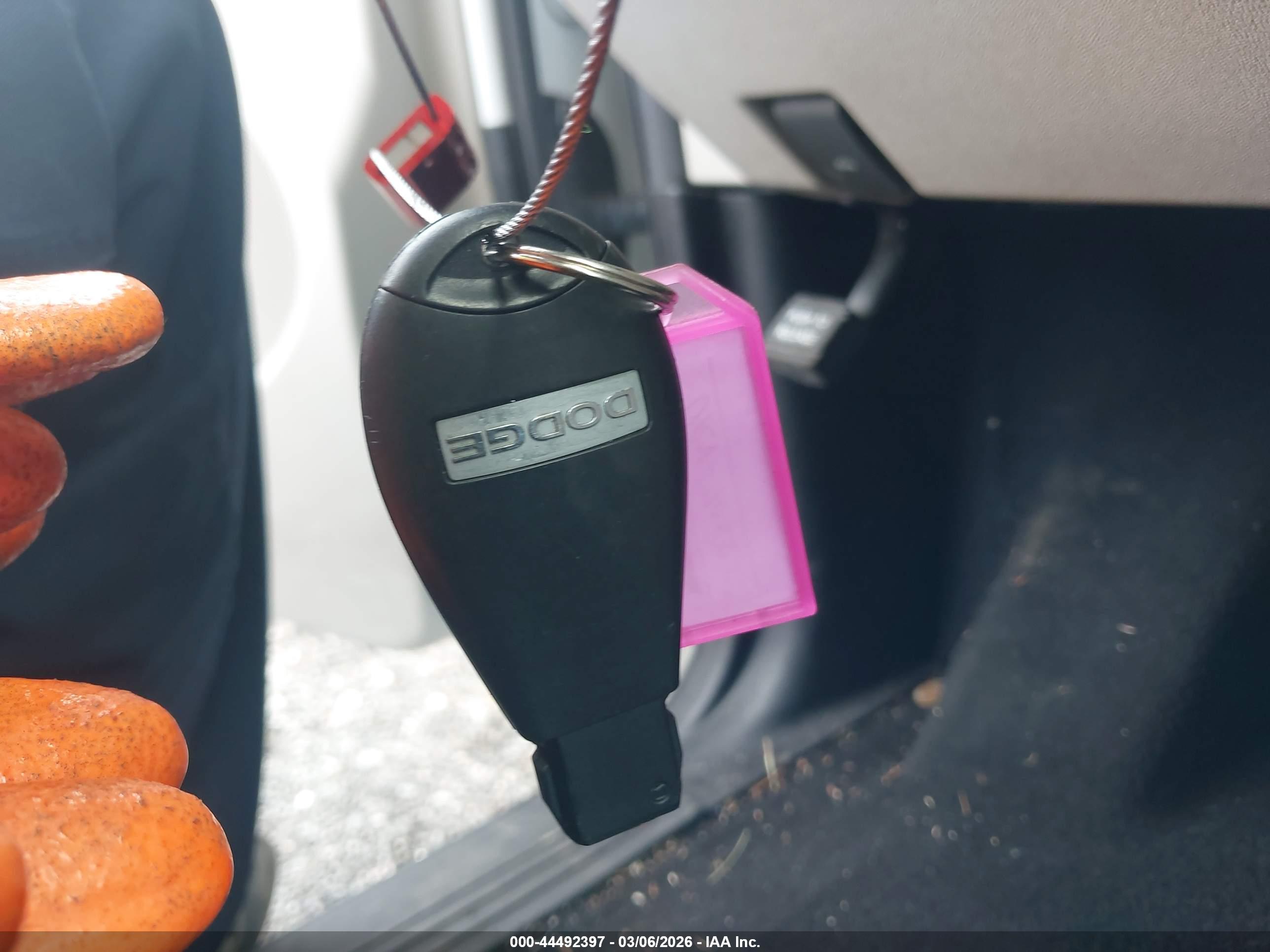 DODGE GRAND image 11