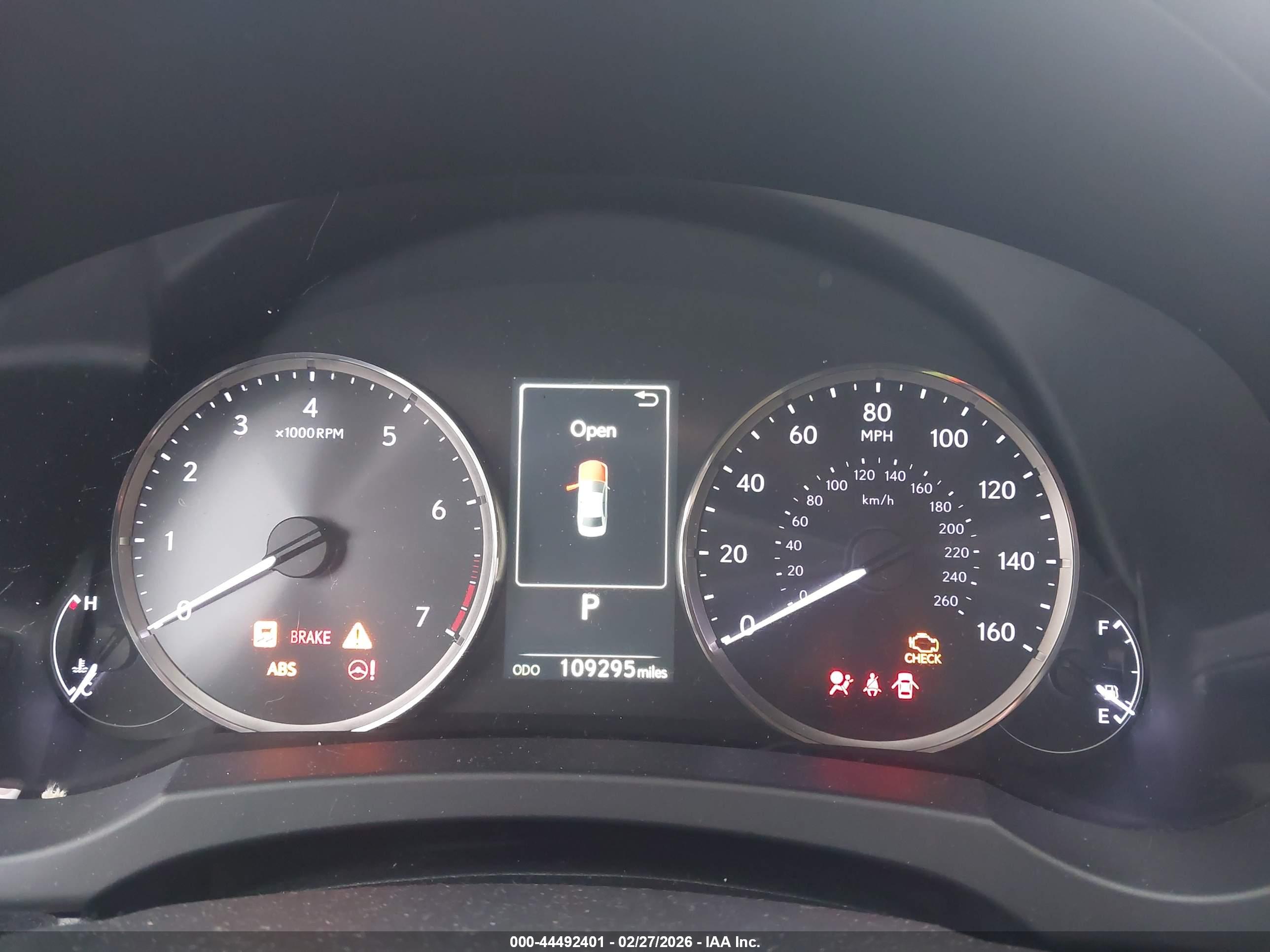 LEXUS IS image 7