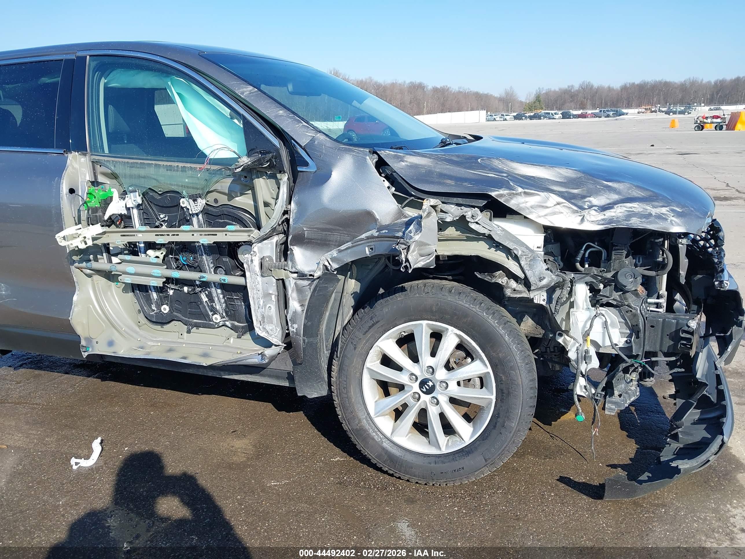 KIA SORENTO image 6