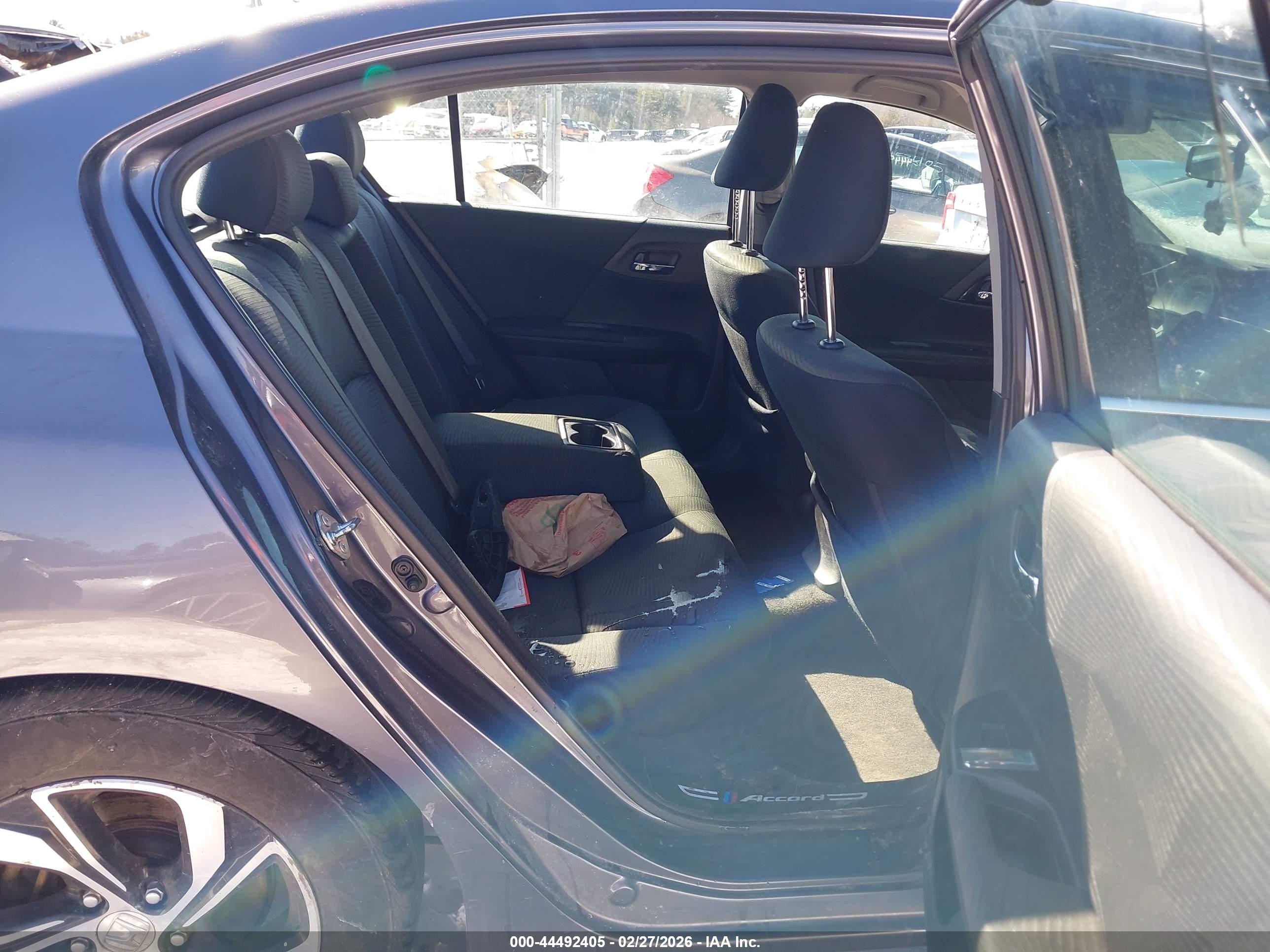 HONDA ACCORD image 8