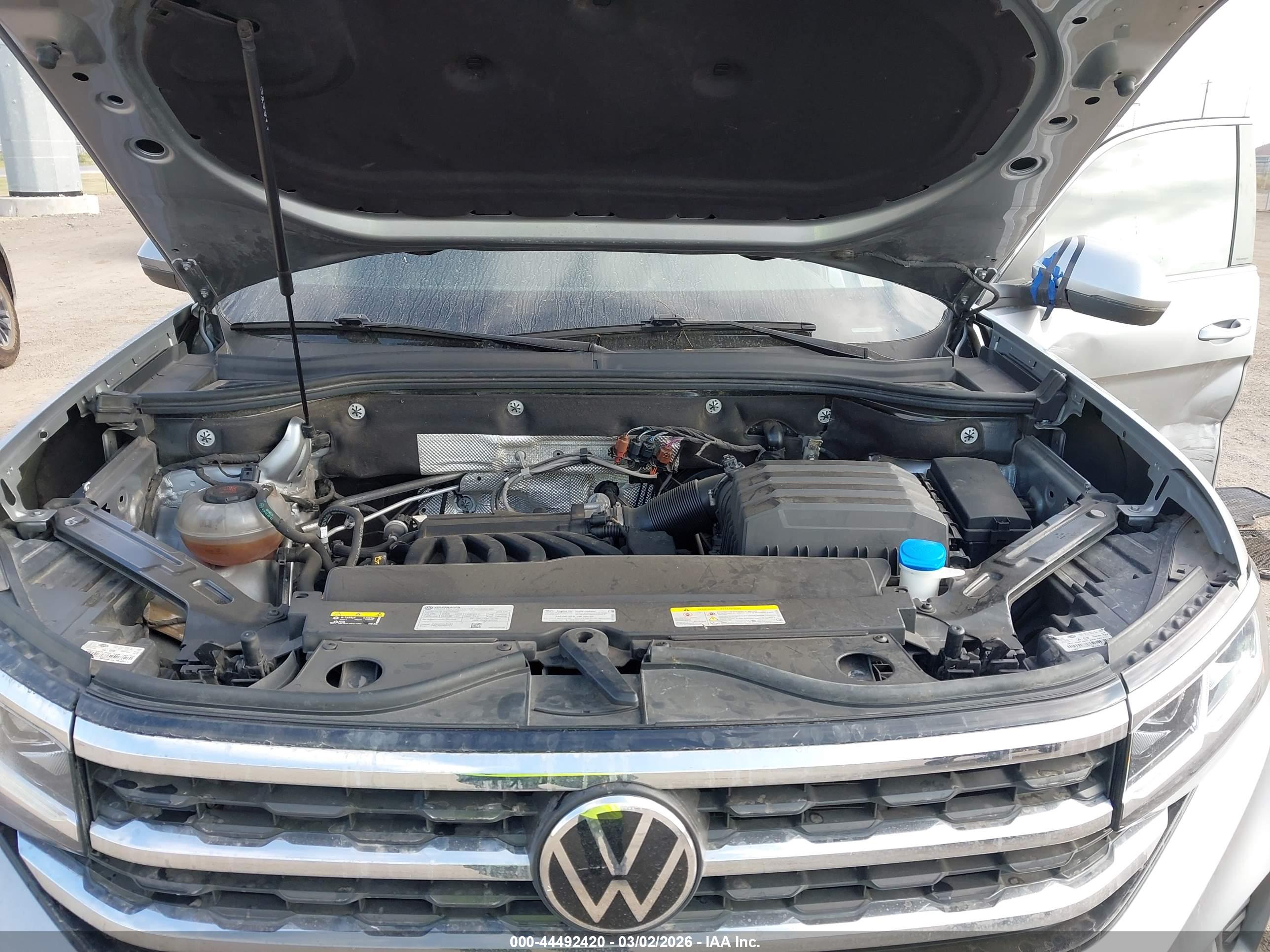 VOLKSWAGEN ATLAS image 10