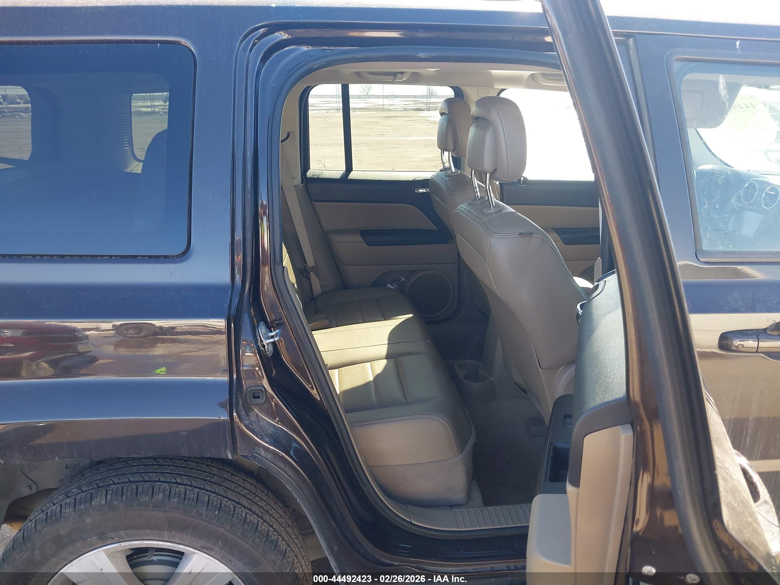 JEEP PATRIOT image 8