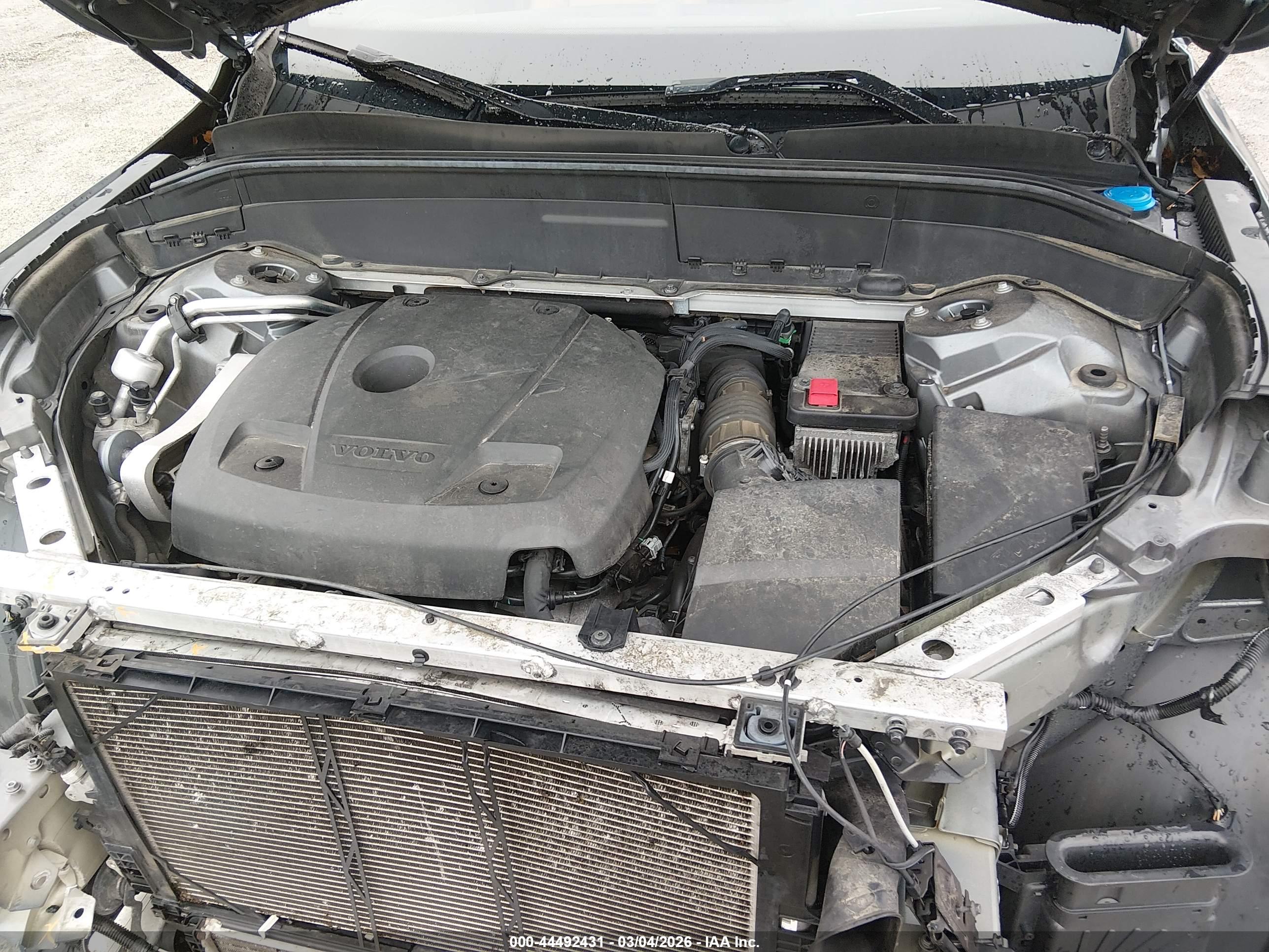 VOLVO XC90 image 10