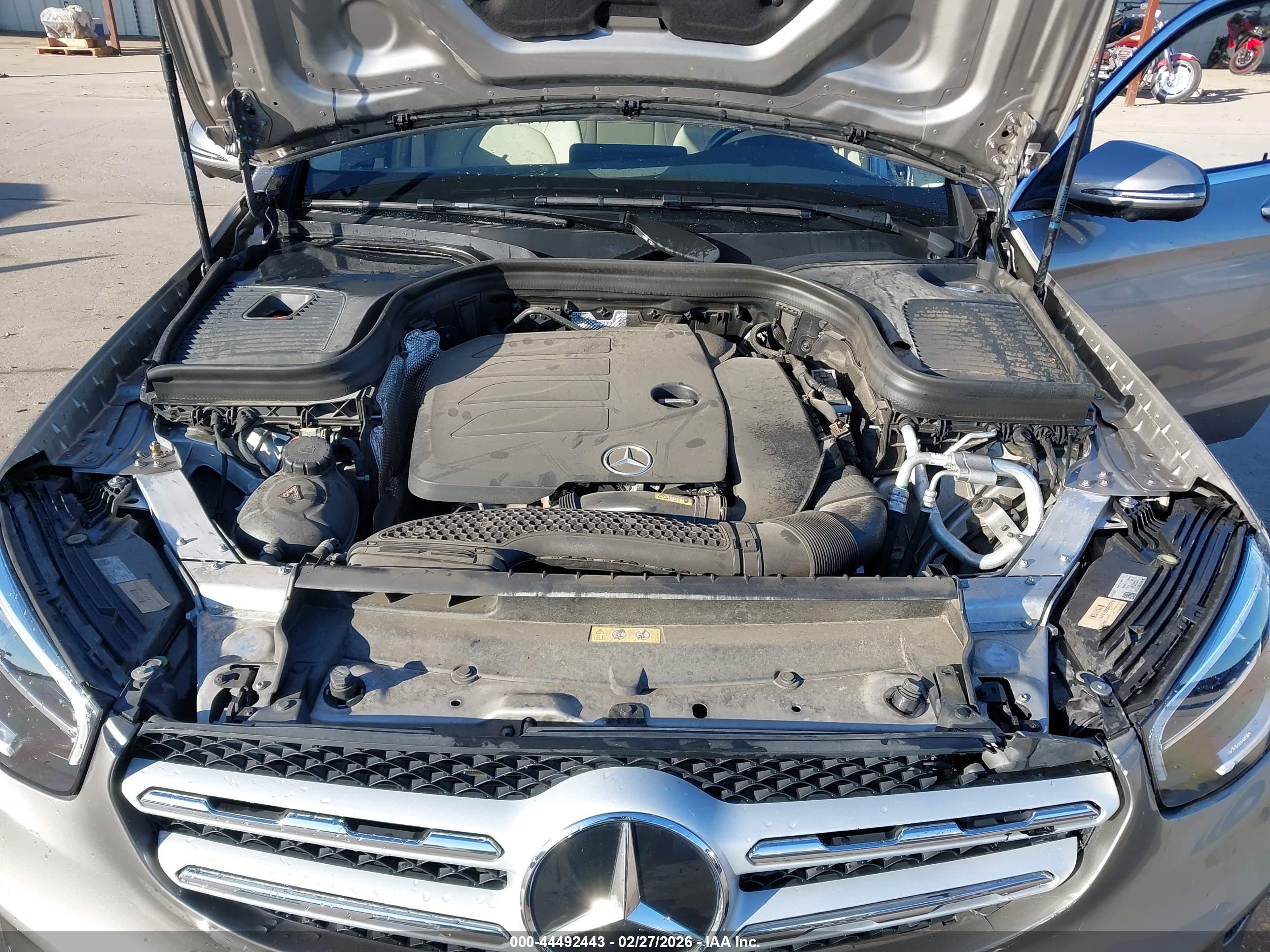 MERCEDES-BENZ GLC image 10