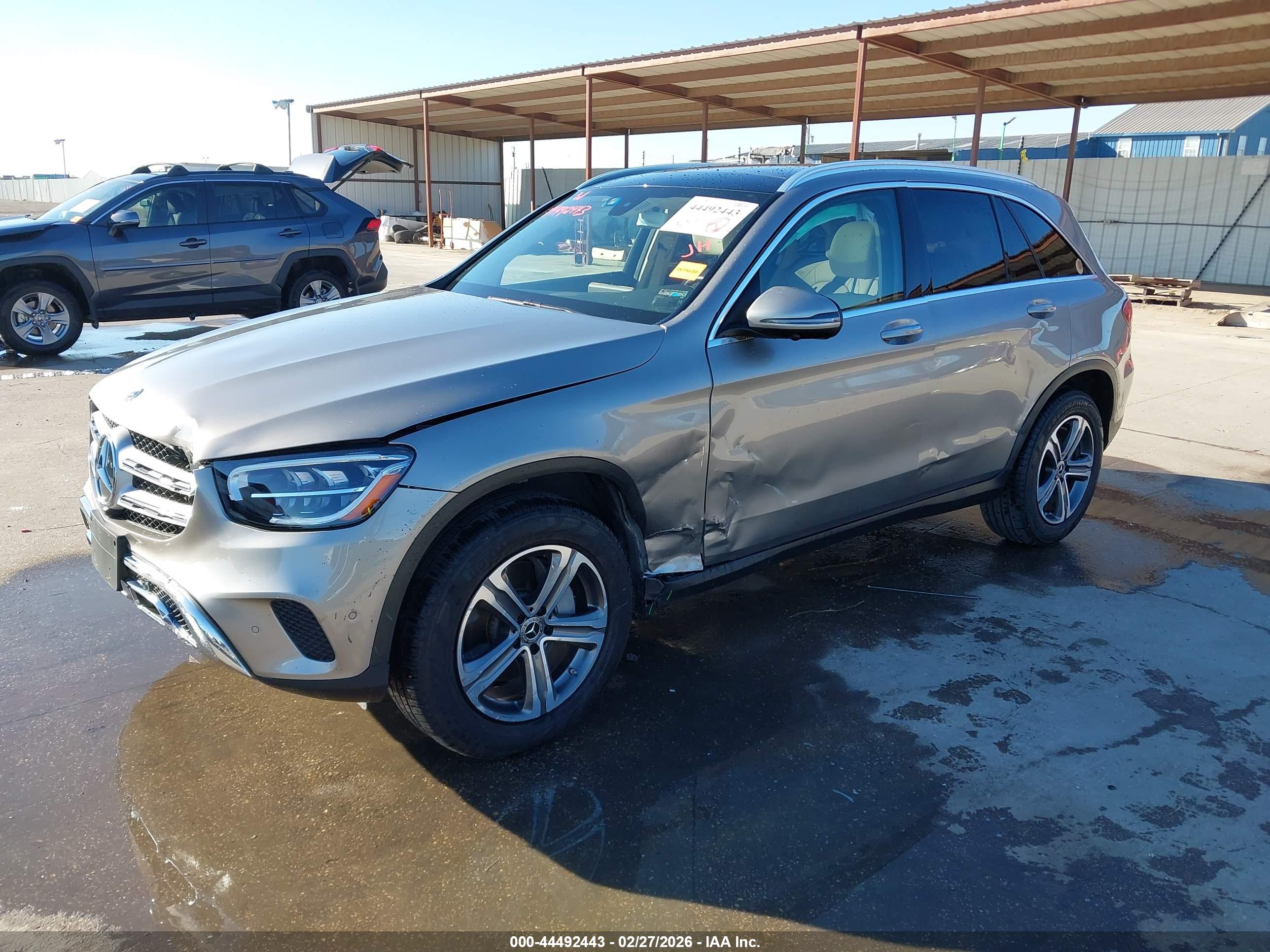 MERCEDES-BENZ GLC image 6