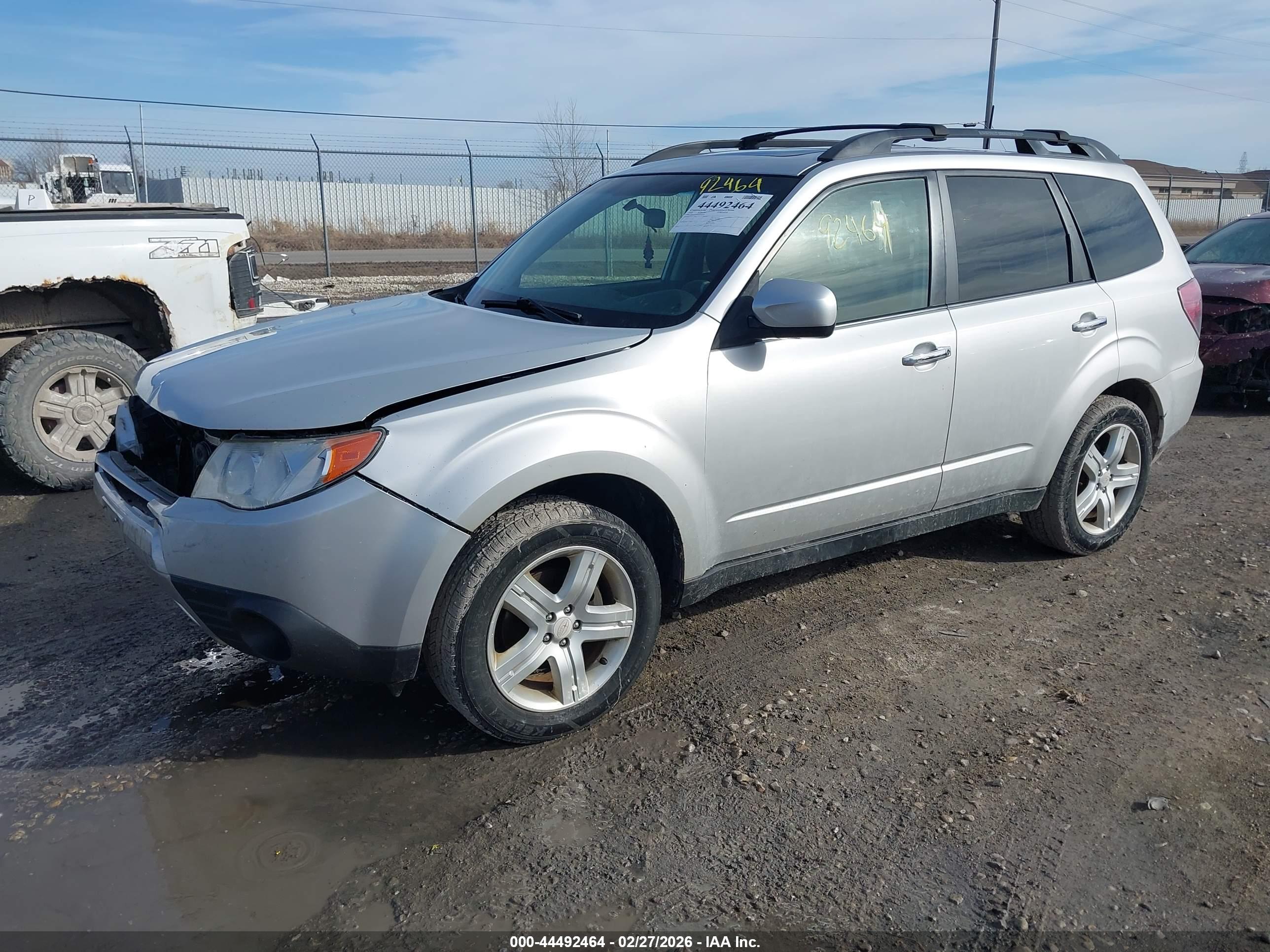 SUBARU FORESTER image 2