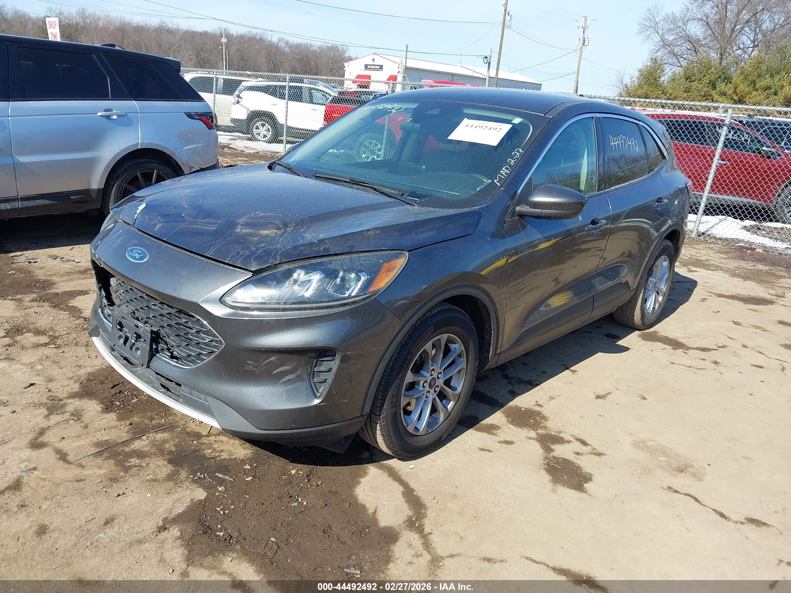 FORD ESCAPE image 2