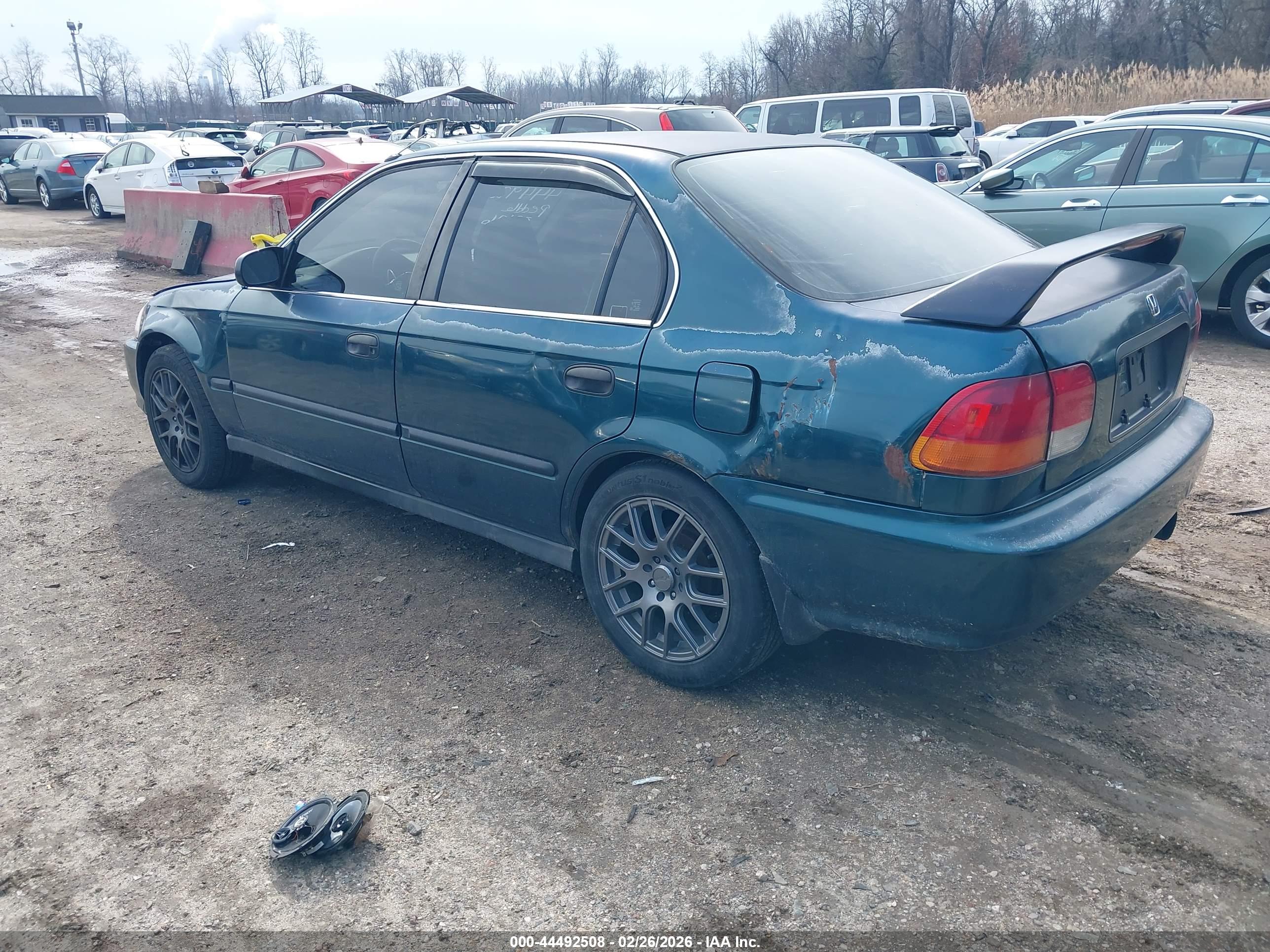 HONDA CIVIC image 3