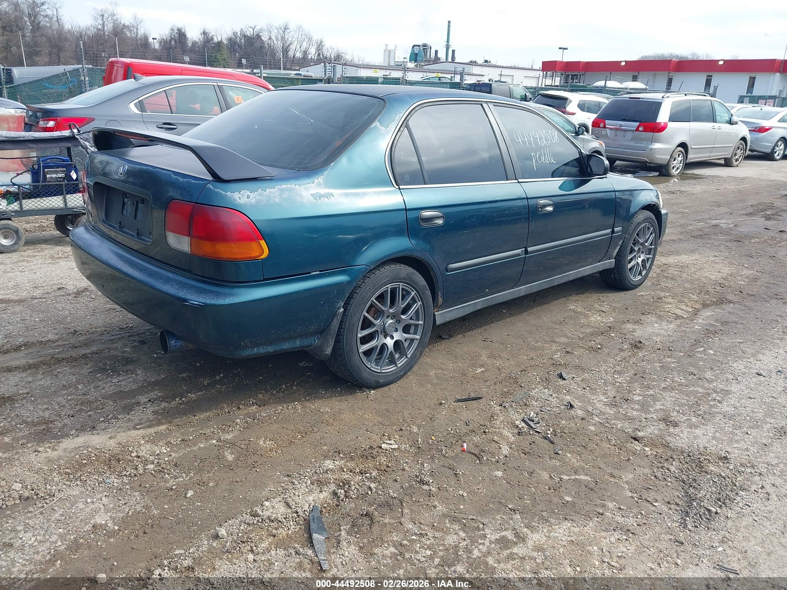 HONDA CIVIC image 4