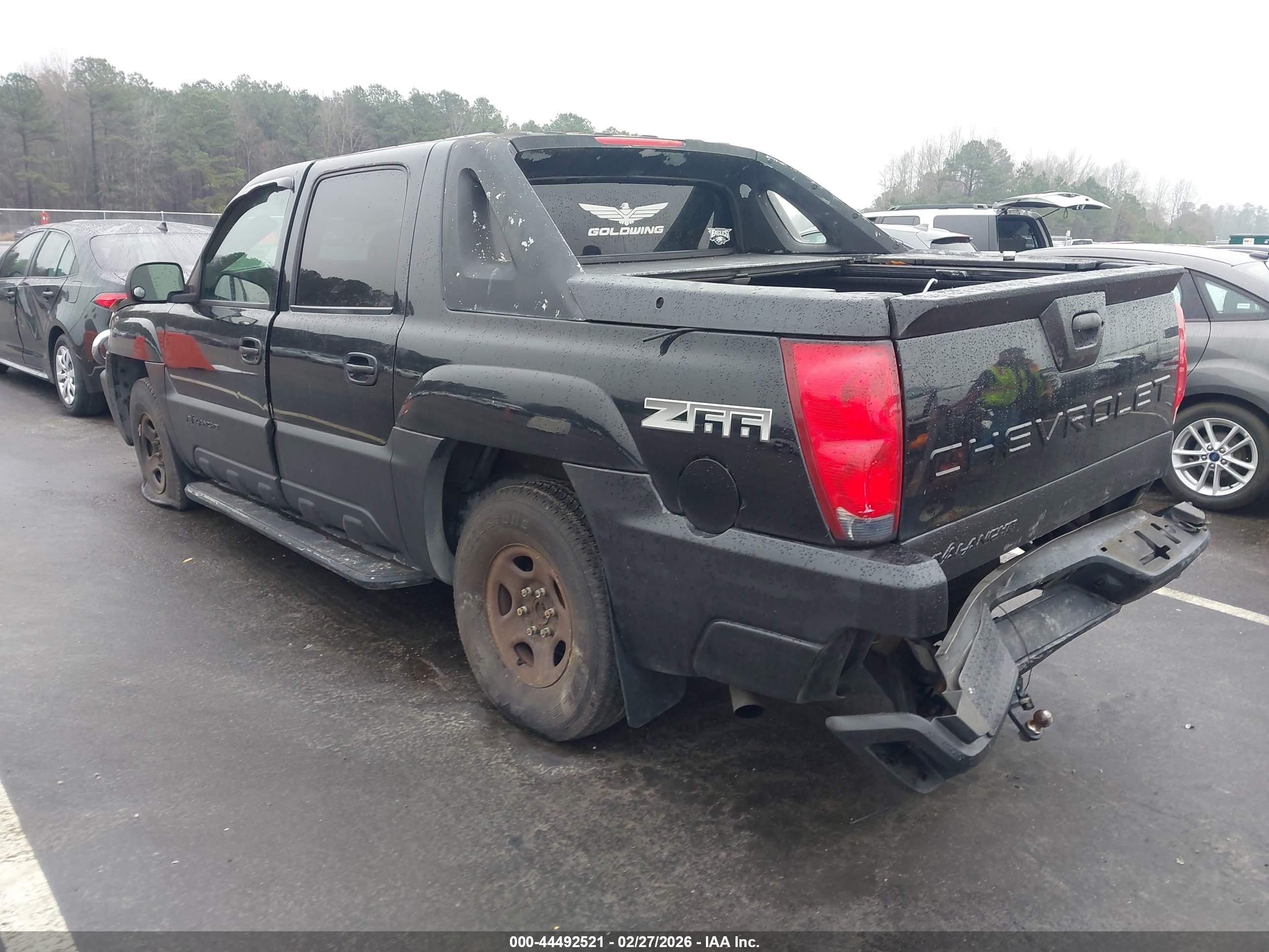 CHEVROLET AVALANCHE image 3