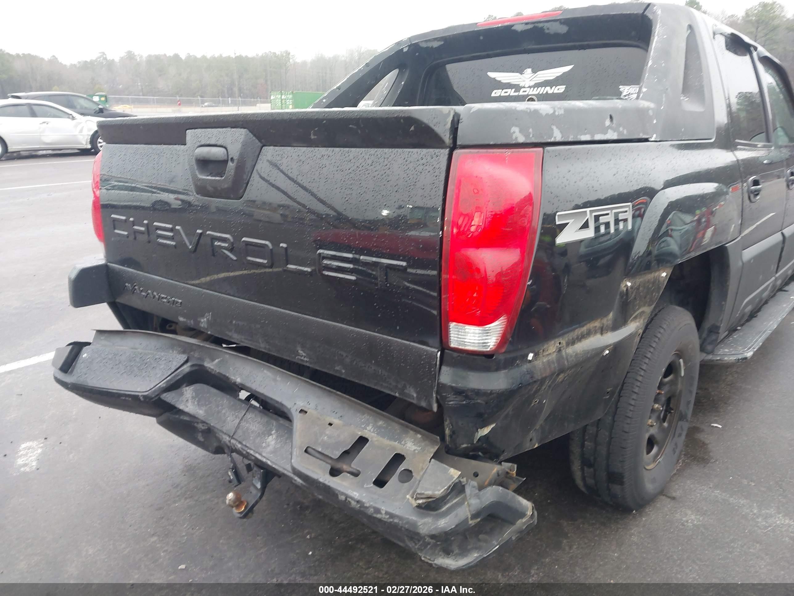 CHEVROLET AVALANCHE image 6