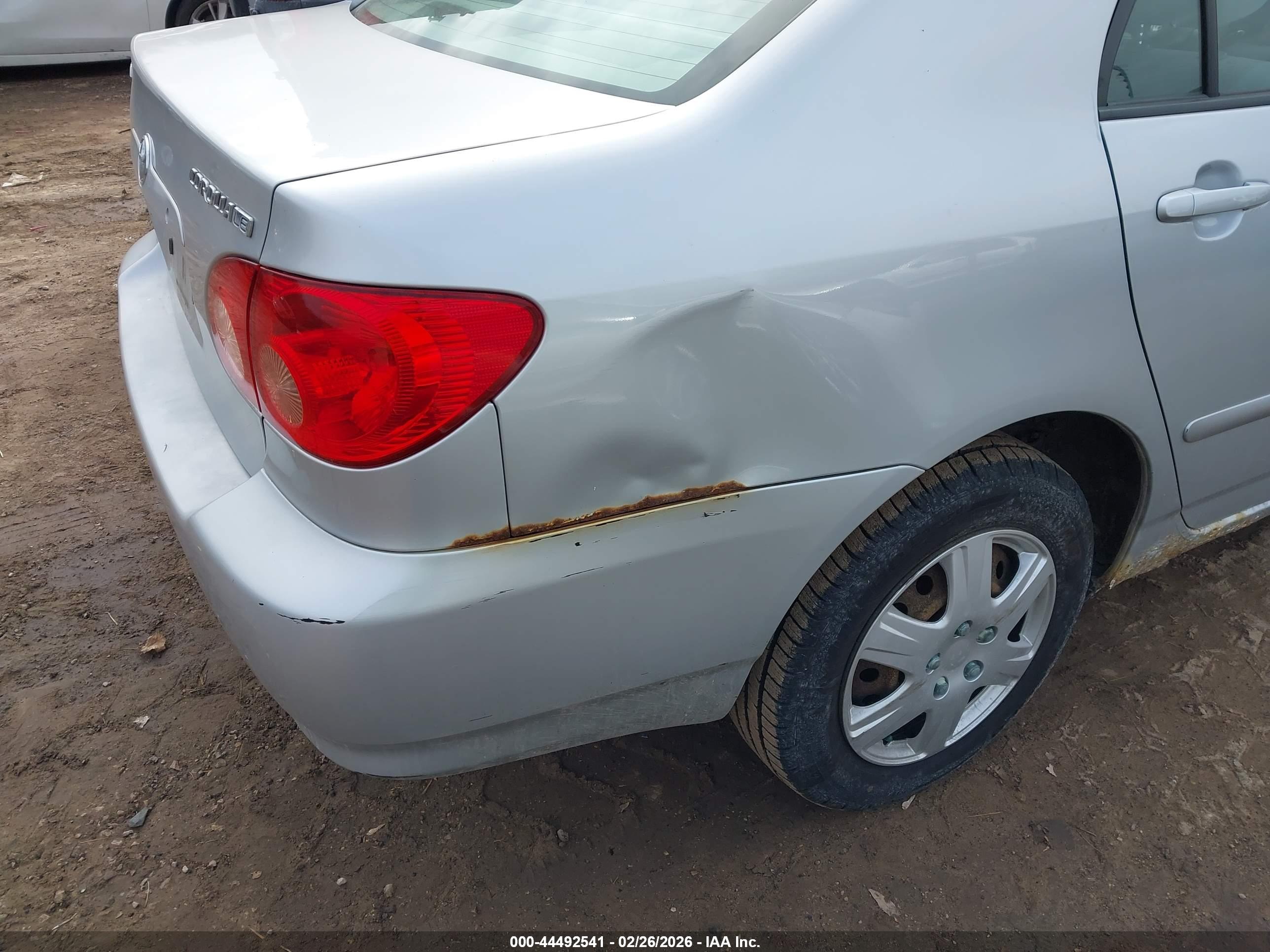 TOYOTA COROLLA image 6