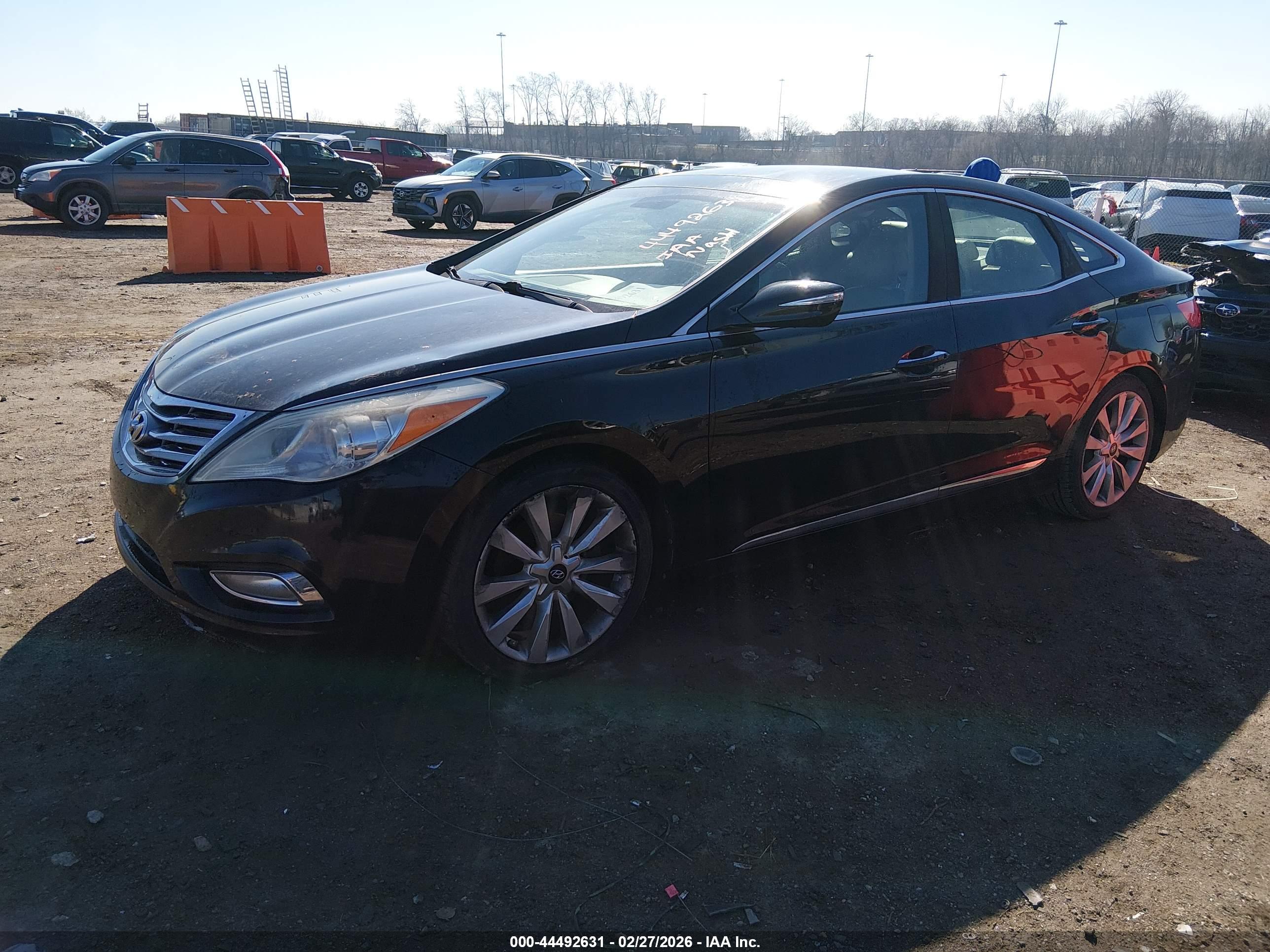 HYUNDAI AZERA image 2