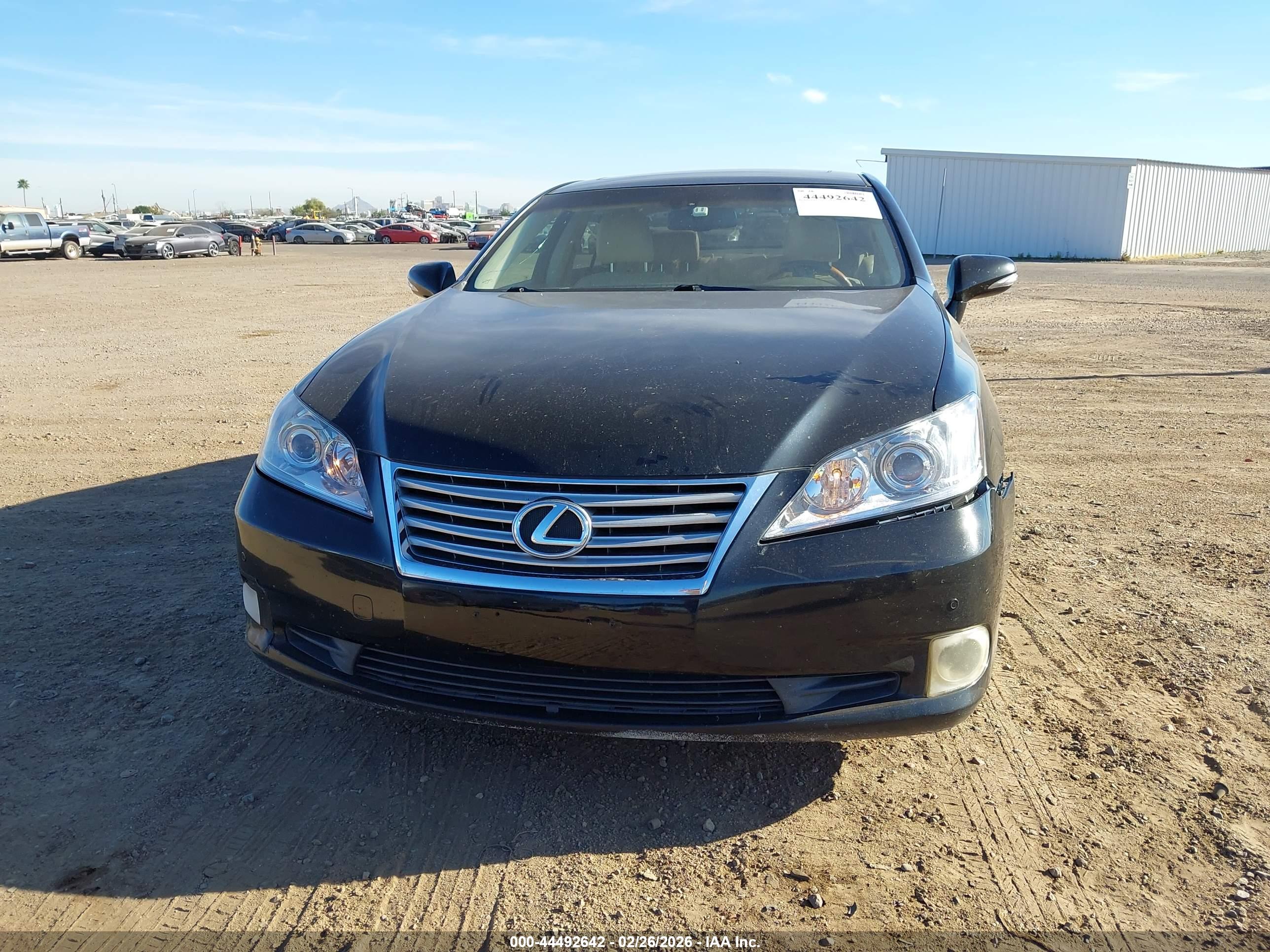 LEXUS ES image 6