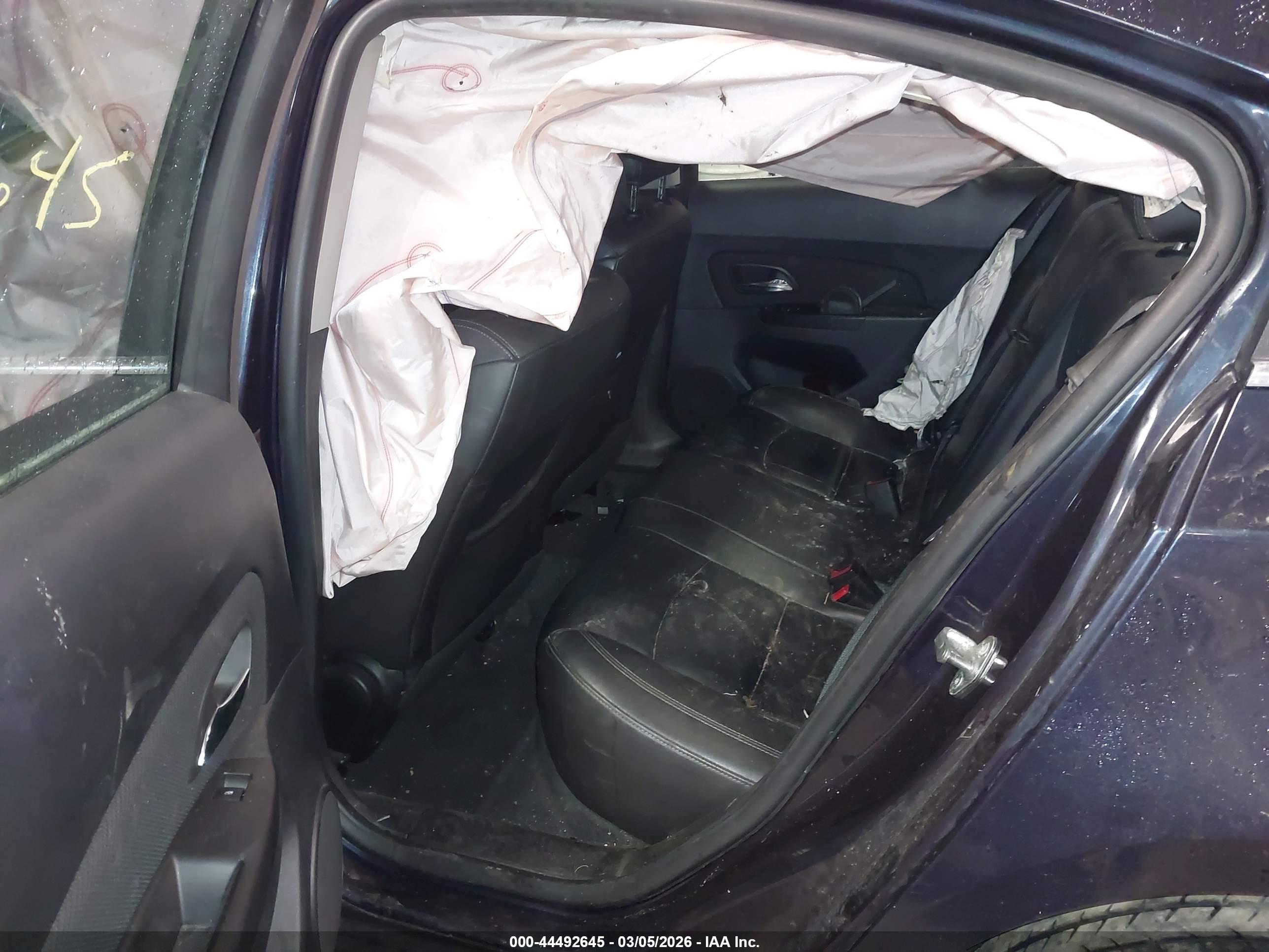 CHEVROLET CRUZE image 8