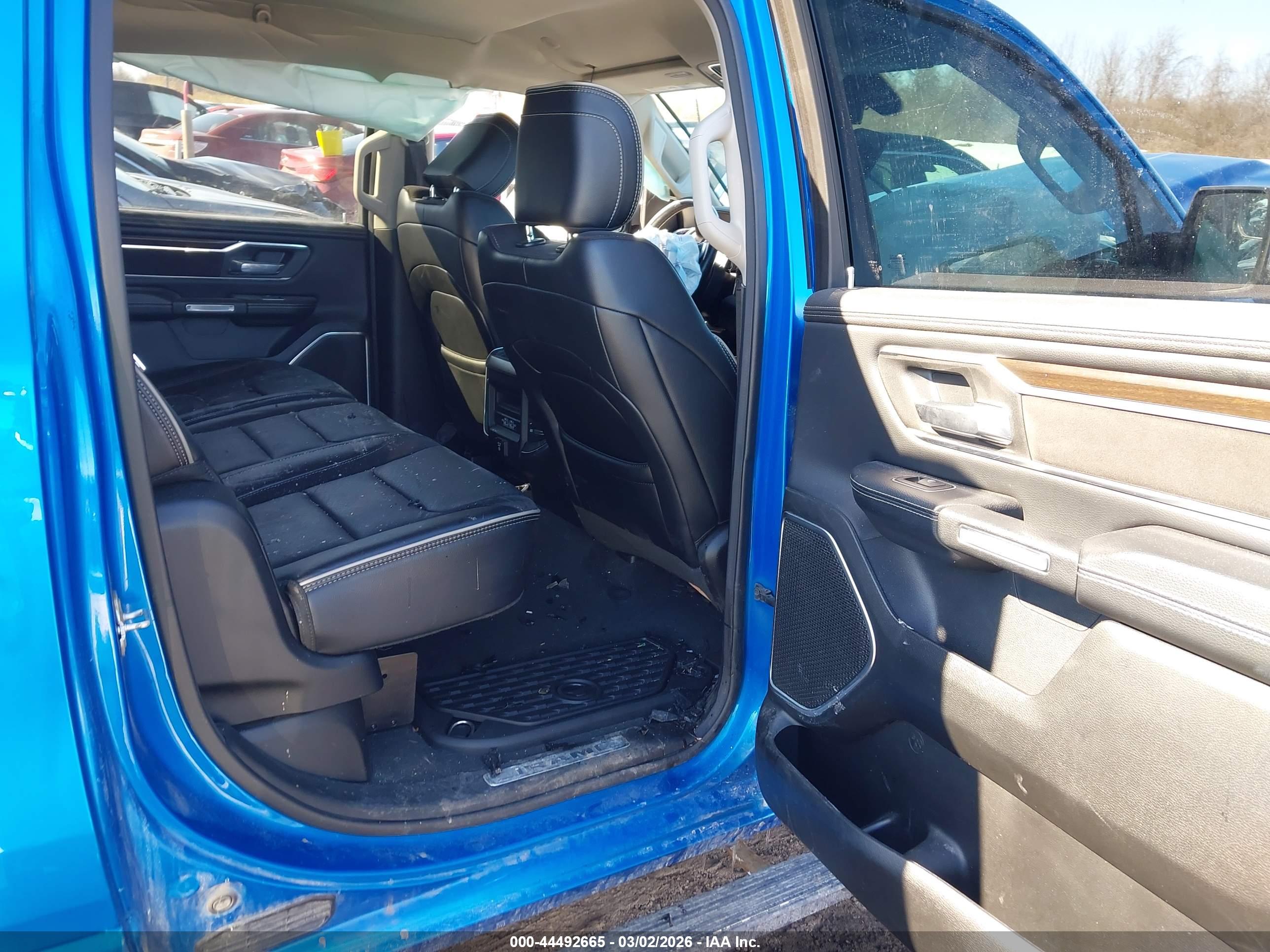 RAM 1500 image 8