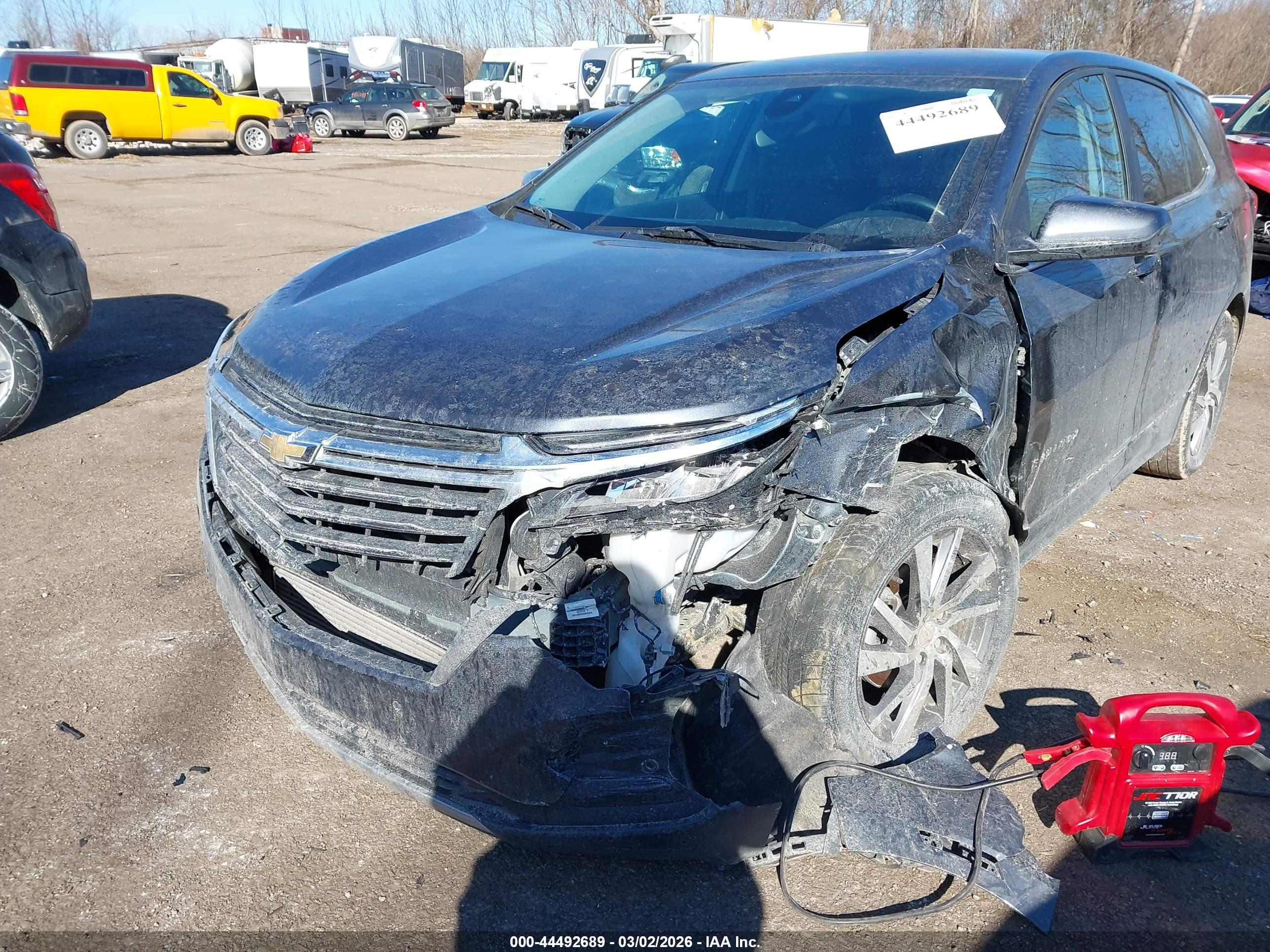 CHEVROLET EQUINOX image 6