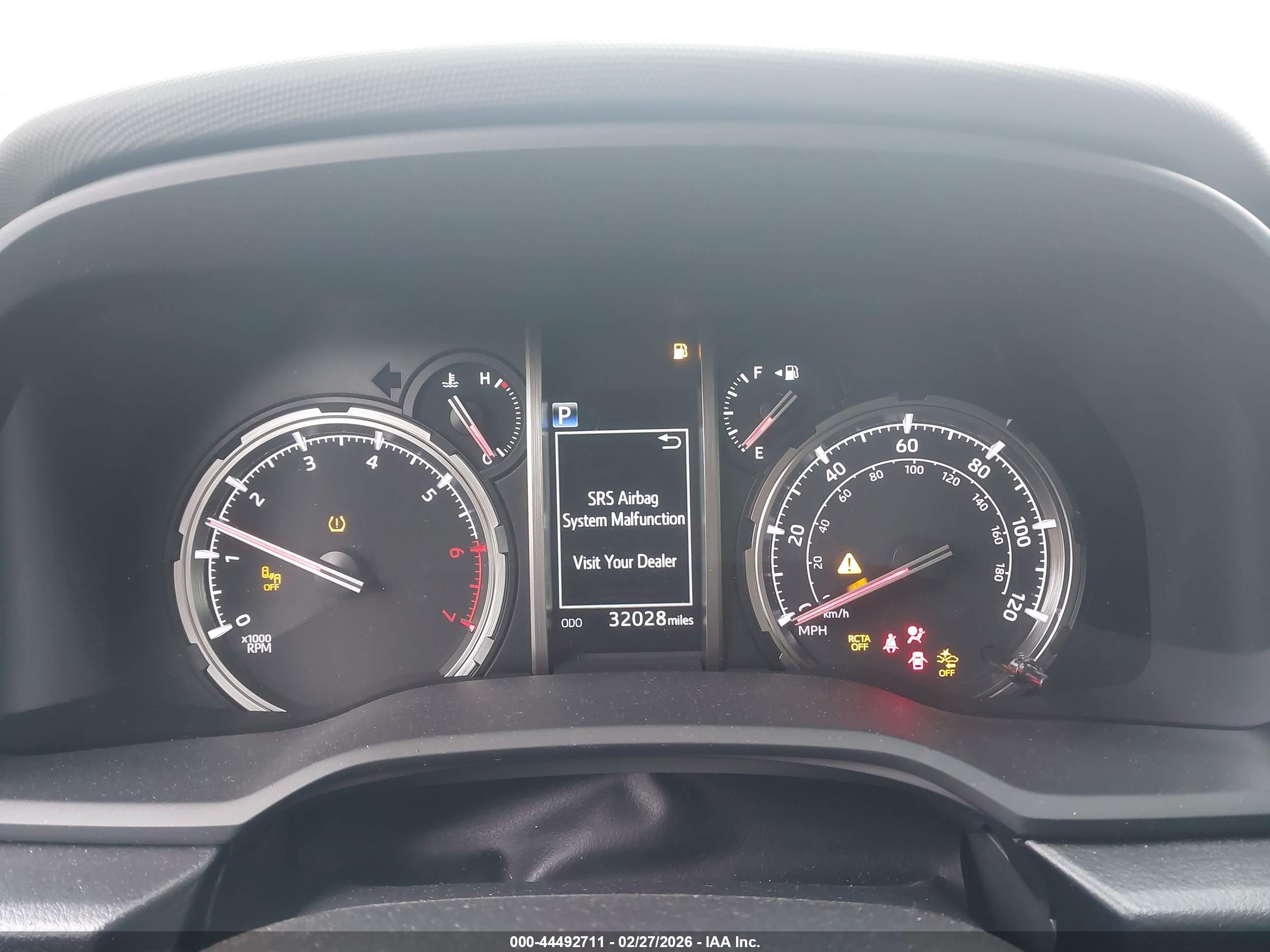 TOYOTA 4RUNNER image 7