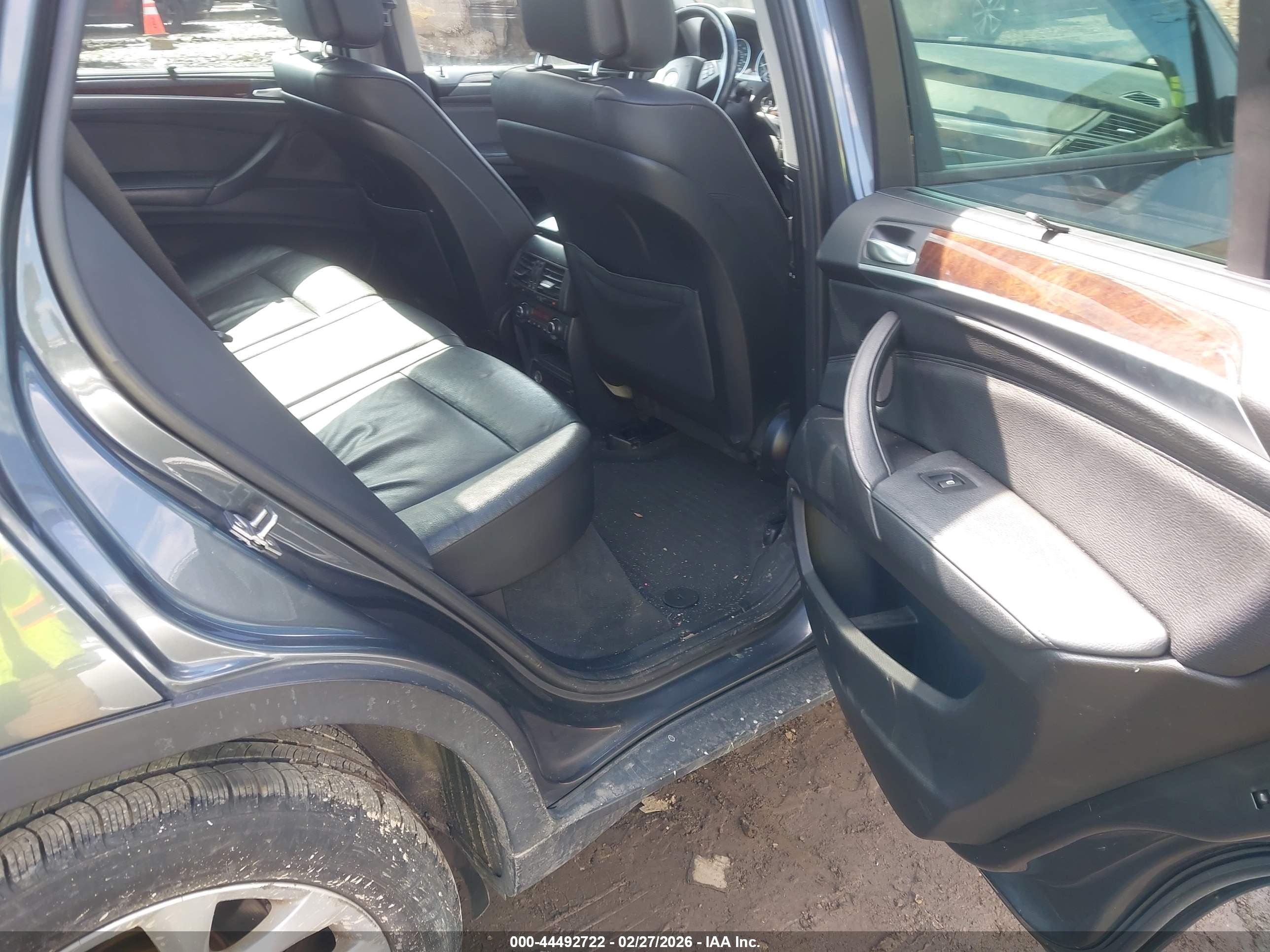 BMW X5 image 8