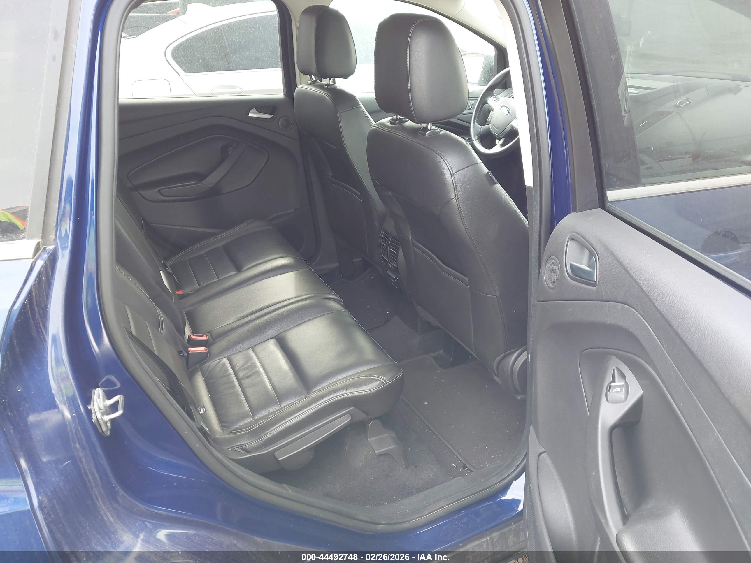 FORD ESCAPE image 8