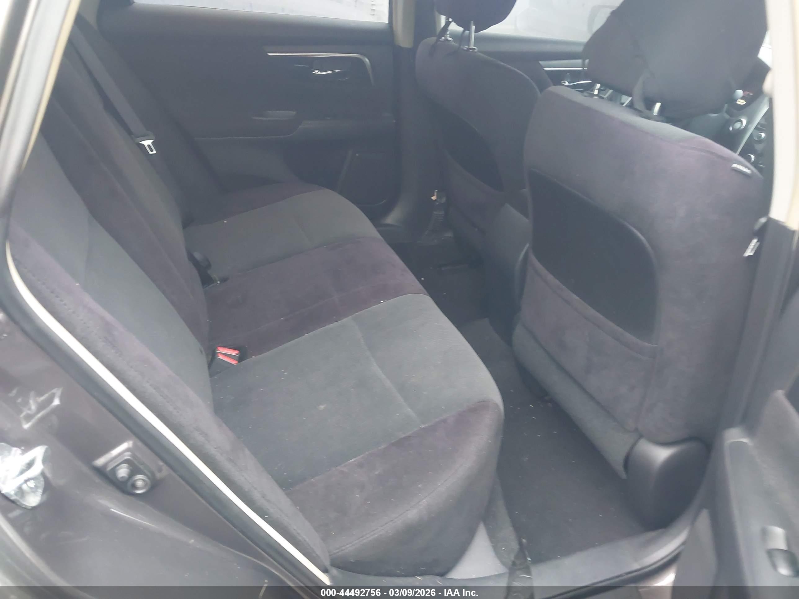 NISSAN ALTIMA image 8