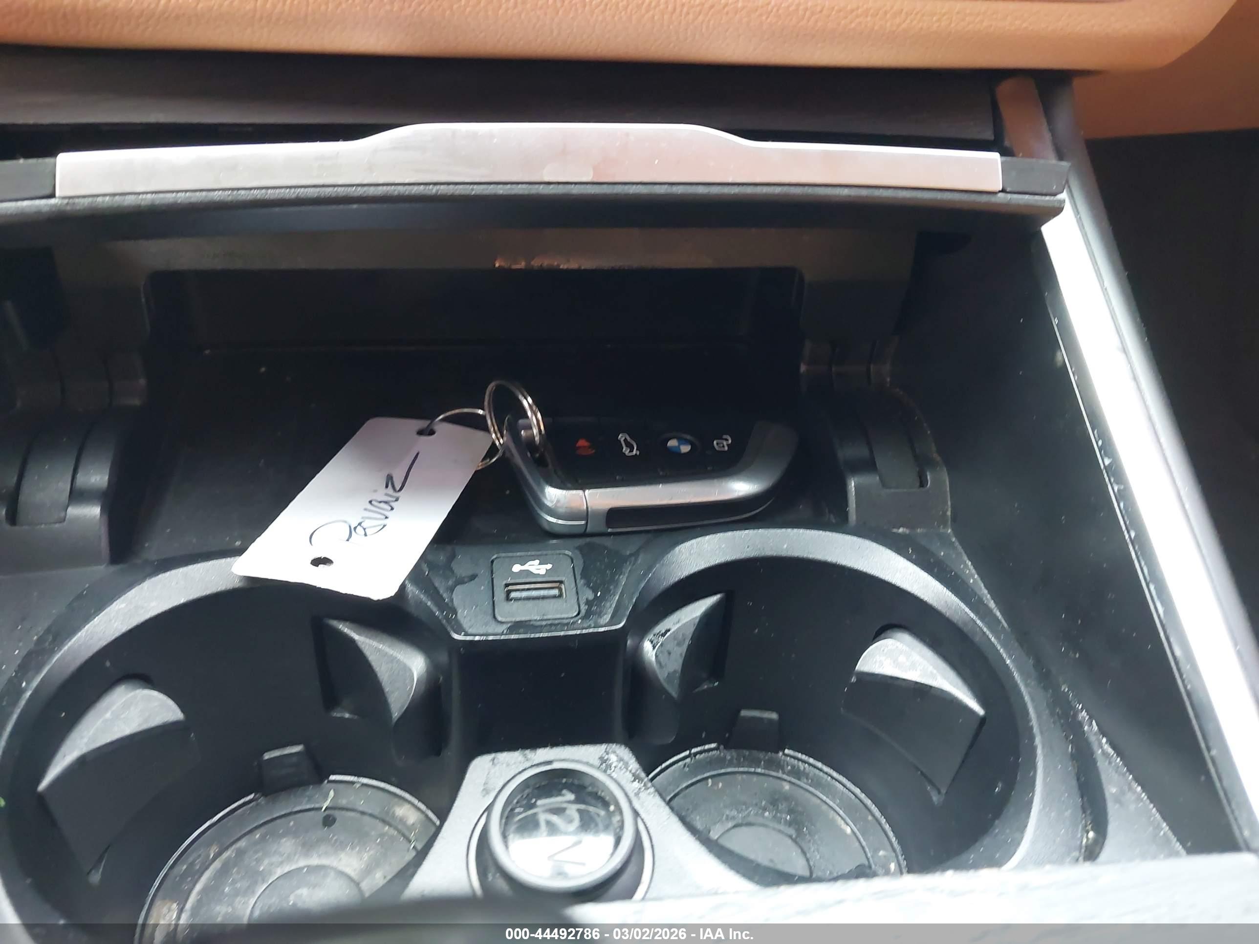 BMW 330I image 11