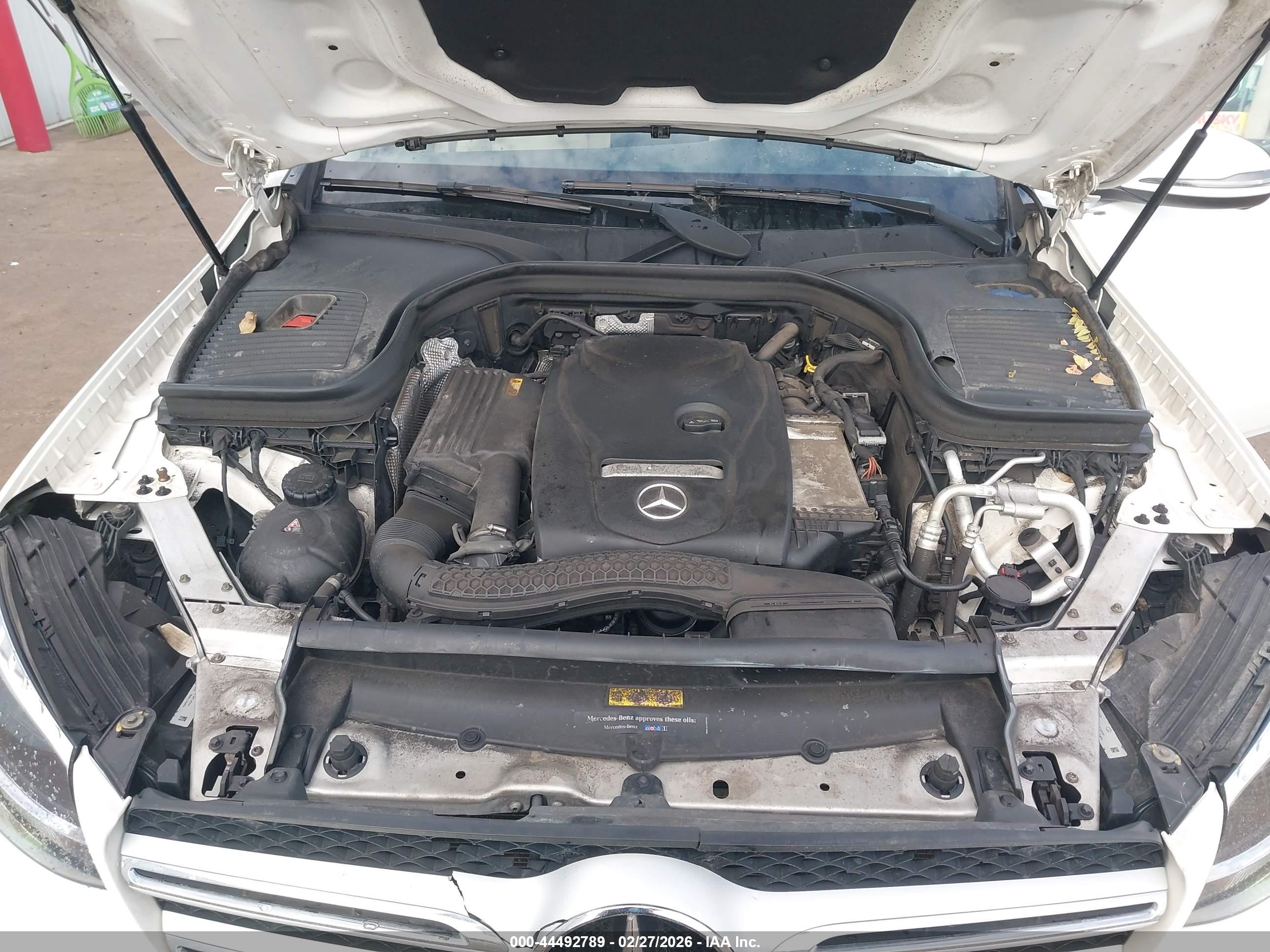 MERCEDES-BENZ GLC image 10