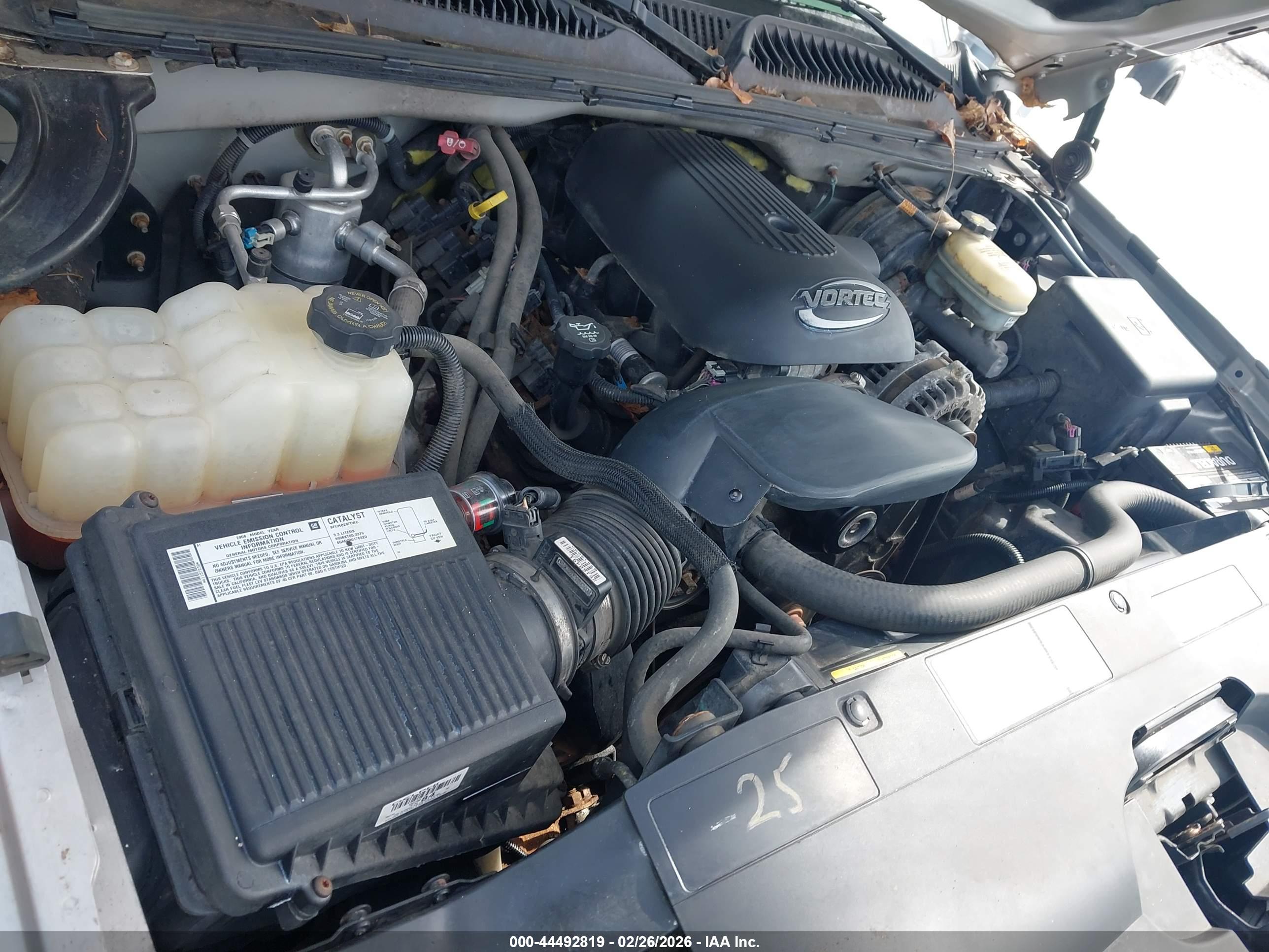 CHEVROLET SILVERADO image 10