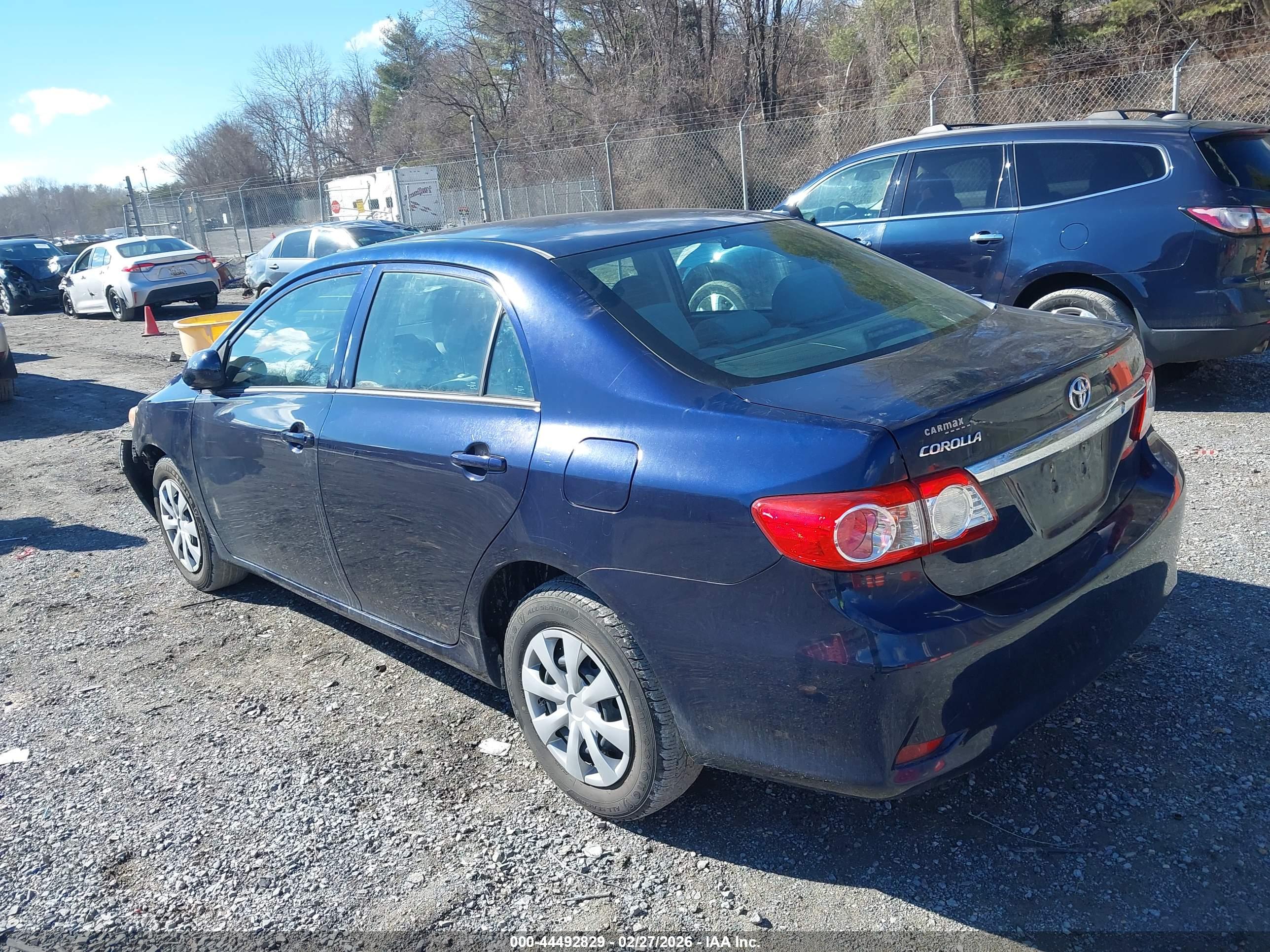 TOYOTA COROLLA image 3