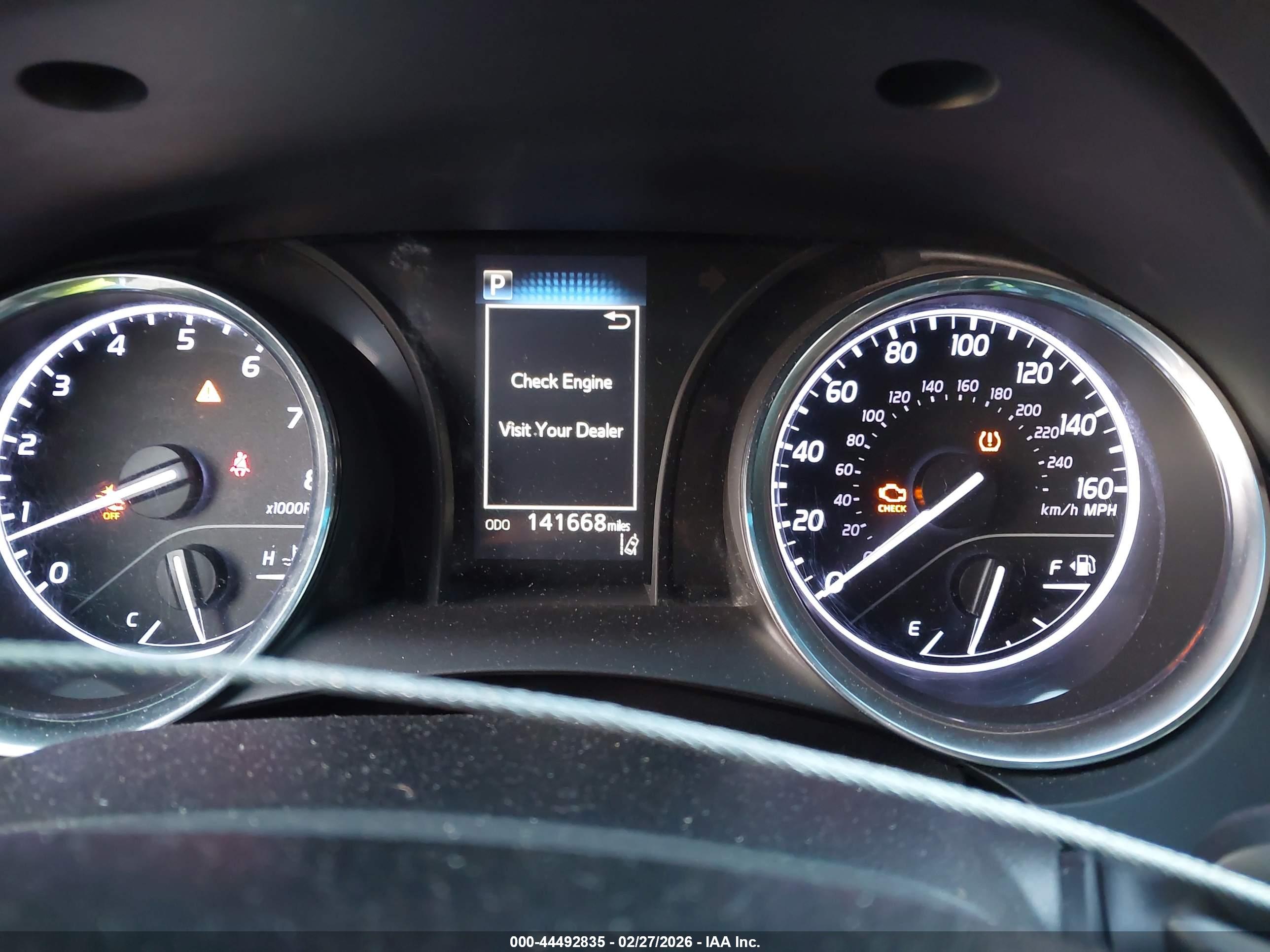 TOYOTA CAMRY image 7