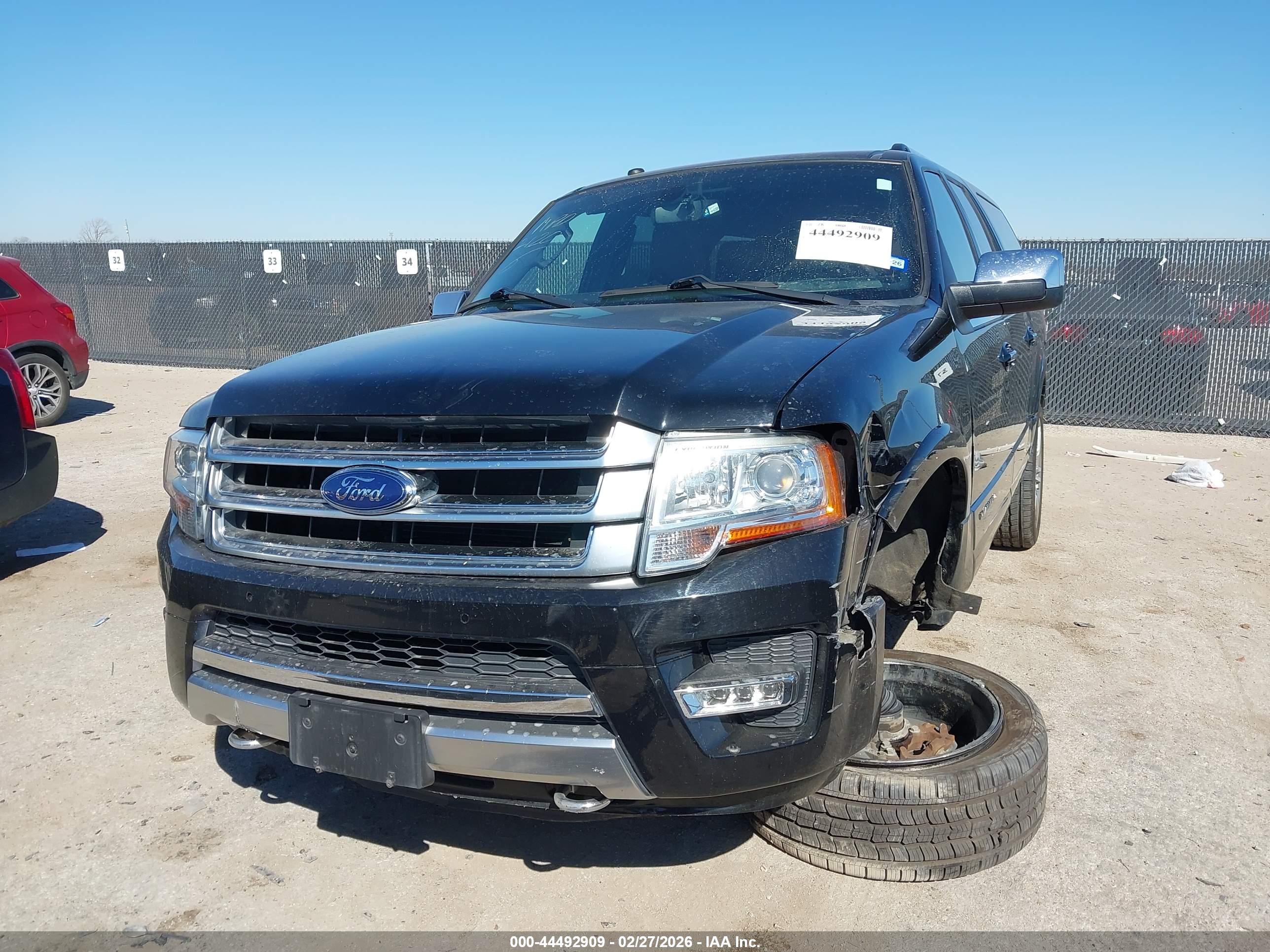 FORD EXPEDITION image 2