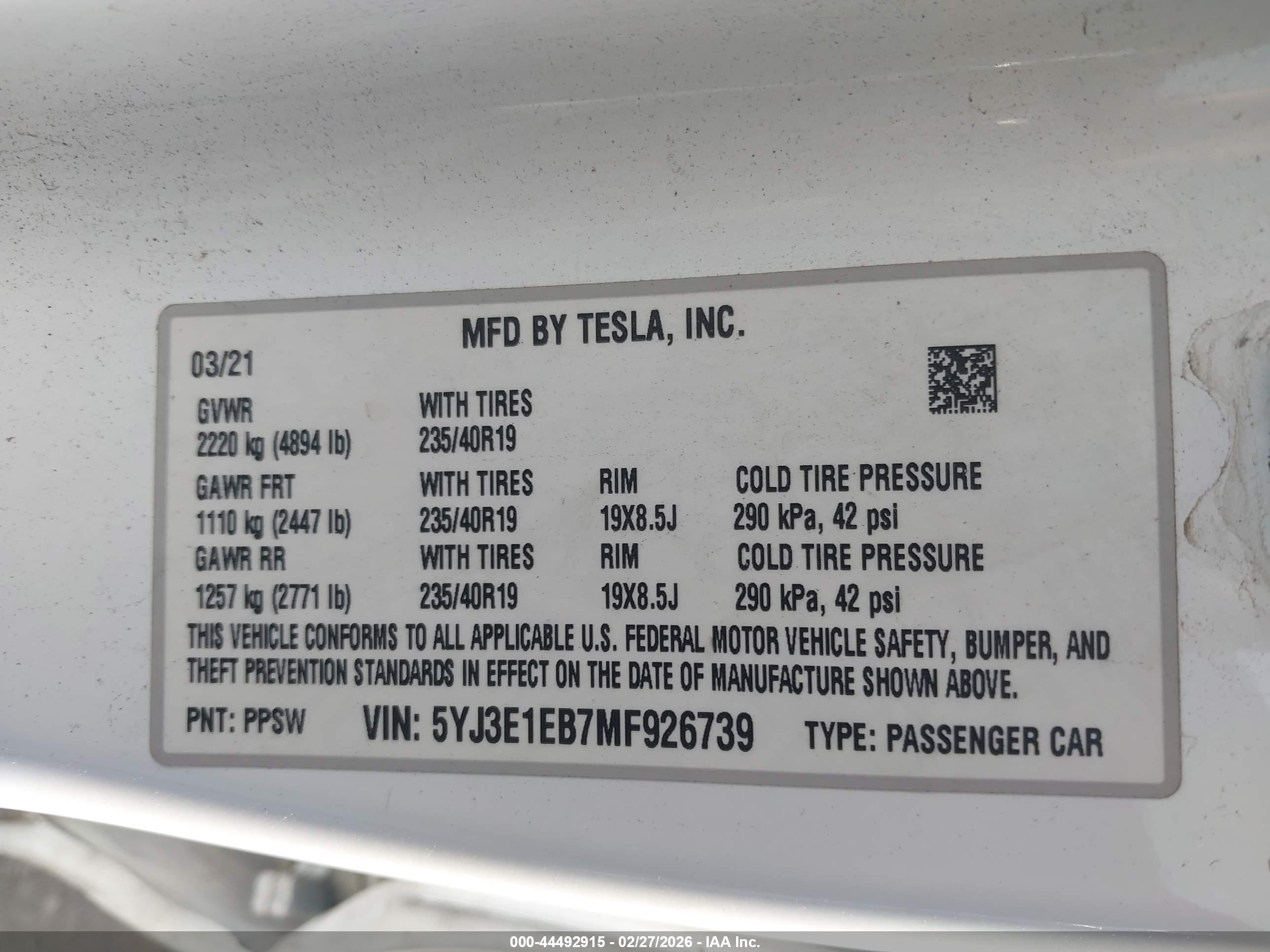 TESLA MODEL image 9