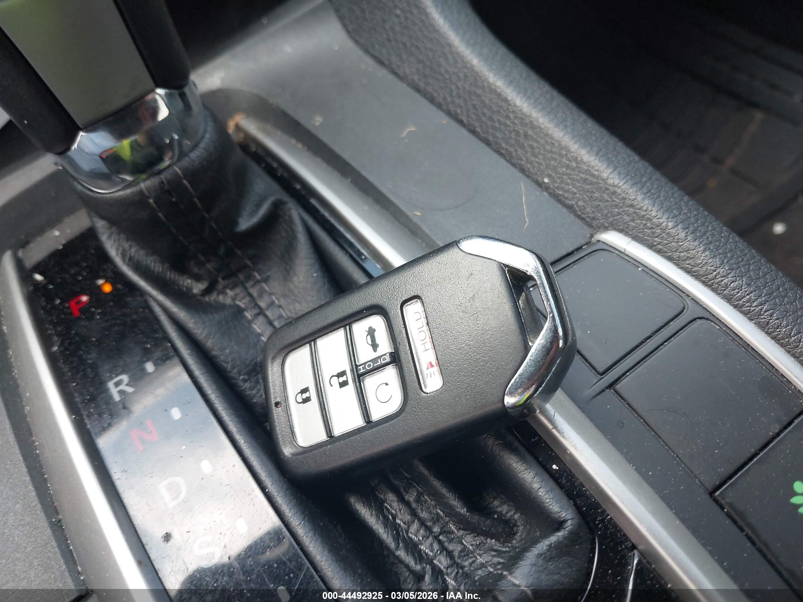 HONDA CIVIC image 11