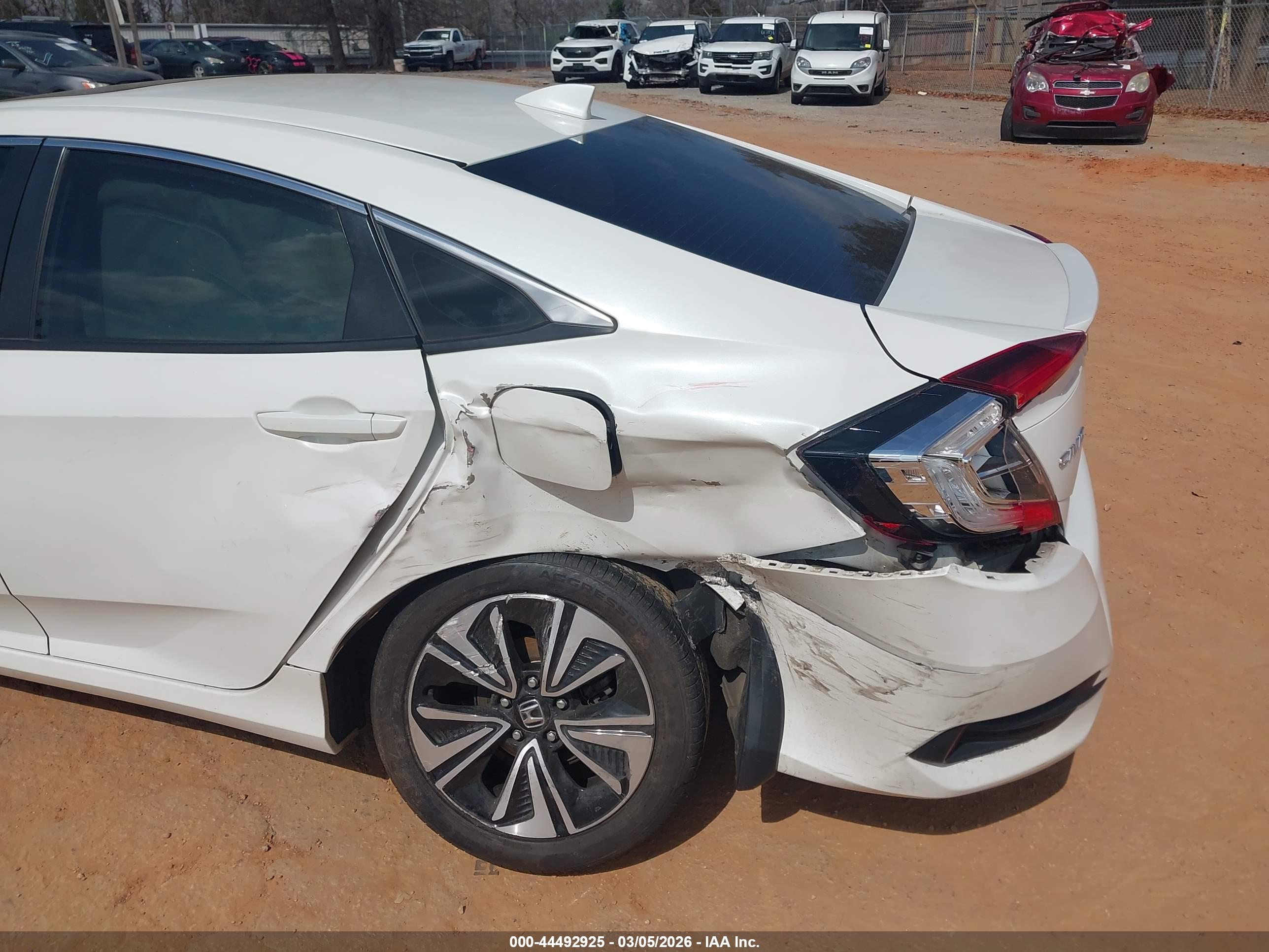 HONDA CIVIC image 6