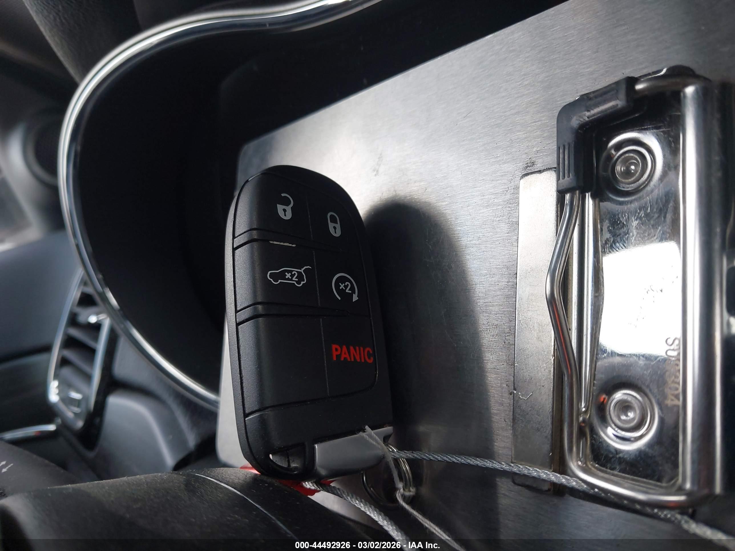 JEEP GRAND image 11